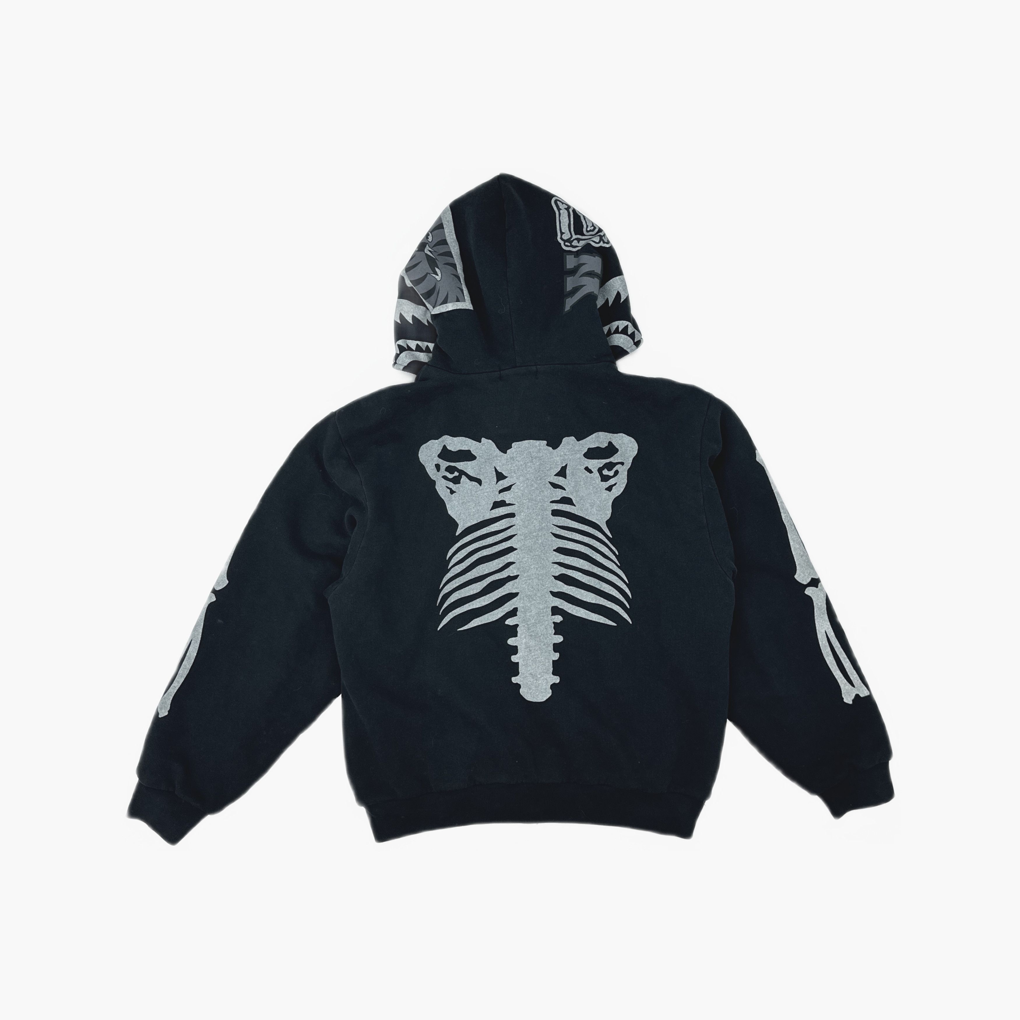 Bape A Bathing Ape Skeleton Graphic Hoodie Size M Size US M / EU 48-50 / 2 - 2 Thumbnail