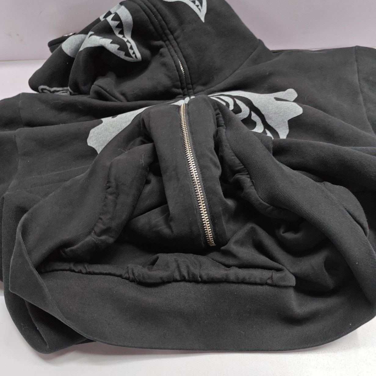 Bape A Bathing Ape Skeleton Graphic Hoodie Size M Size US M / EU 48-50 / 2 - 7 Thumbnail