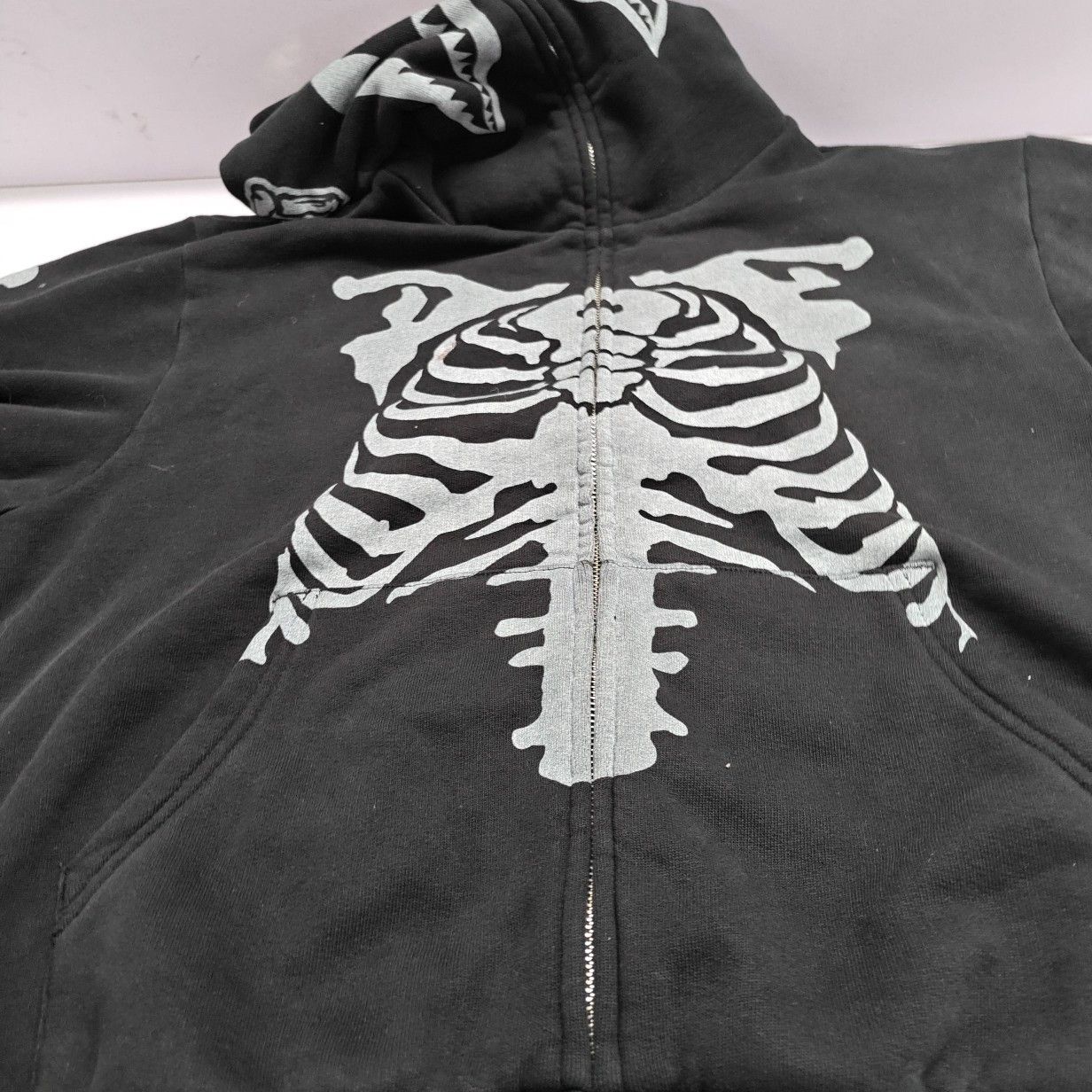 Bape A Bathing Ape Skeleton Graphic Hoodie Size M Size US M / EU 48-50 / 2 - 6 Thumbnail