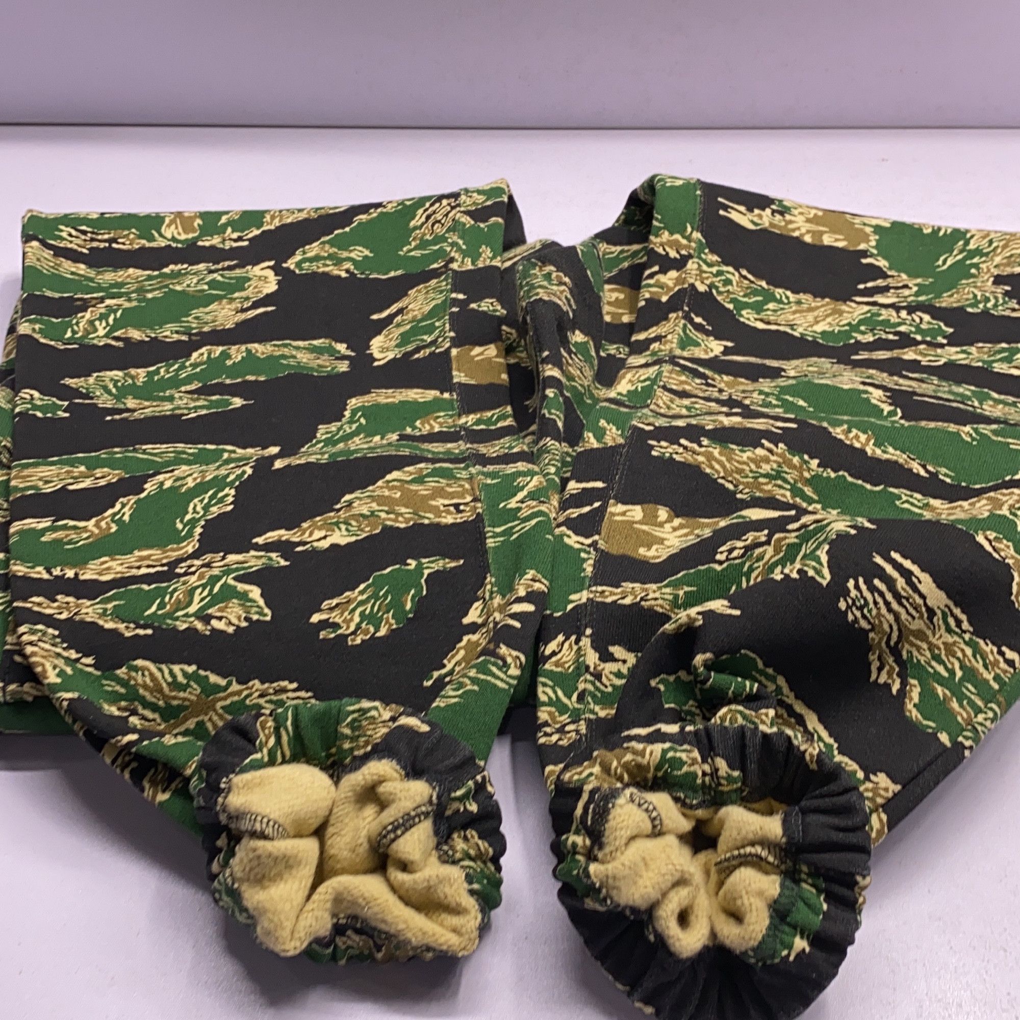 Bape A Bathing Ape Ursus Camo Sweatpants Size M Size US 32 / EU 48 - 11 Thumbnail