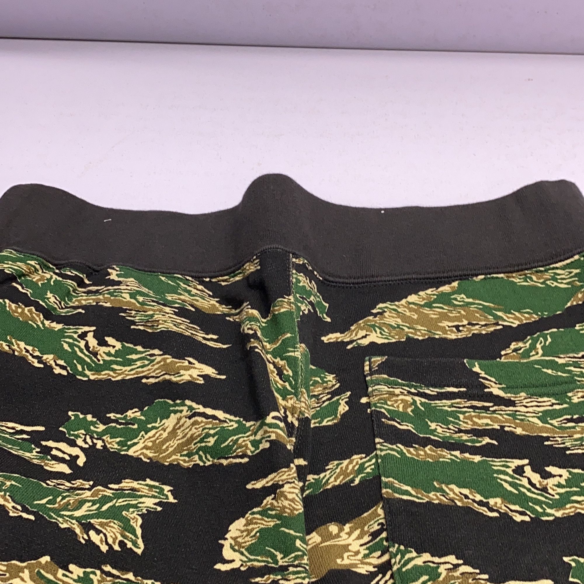 Bape A Bathing Ape Ursus Camo Sweatpants Size M Size US 32 / EU 48 - 7 Thumbnail
