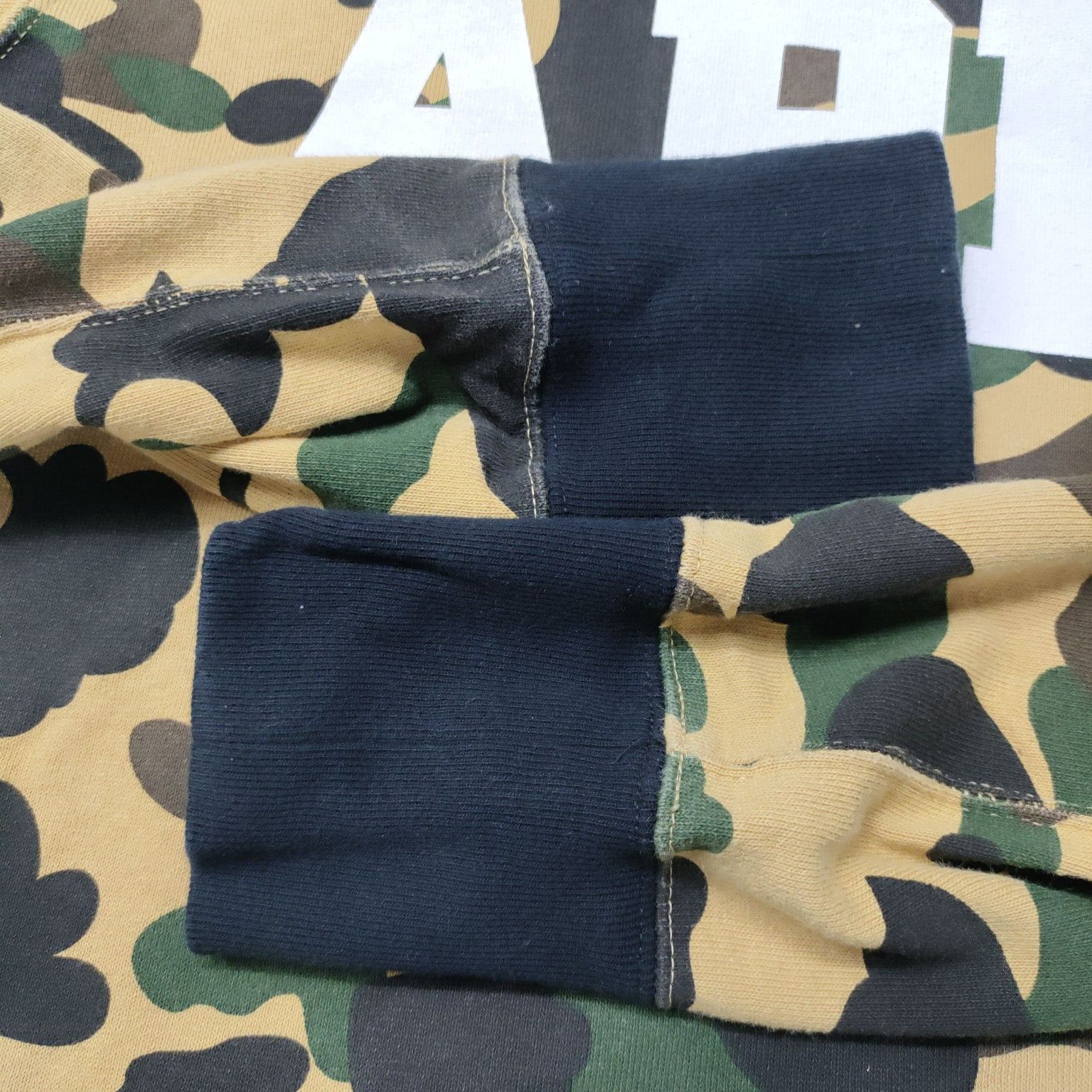 Bape A Bathing Ape Camo Hoodie Size XS Size US XS / EU 42 / 0 - 10 Thumbnail