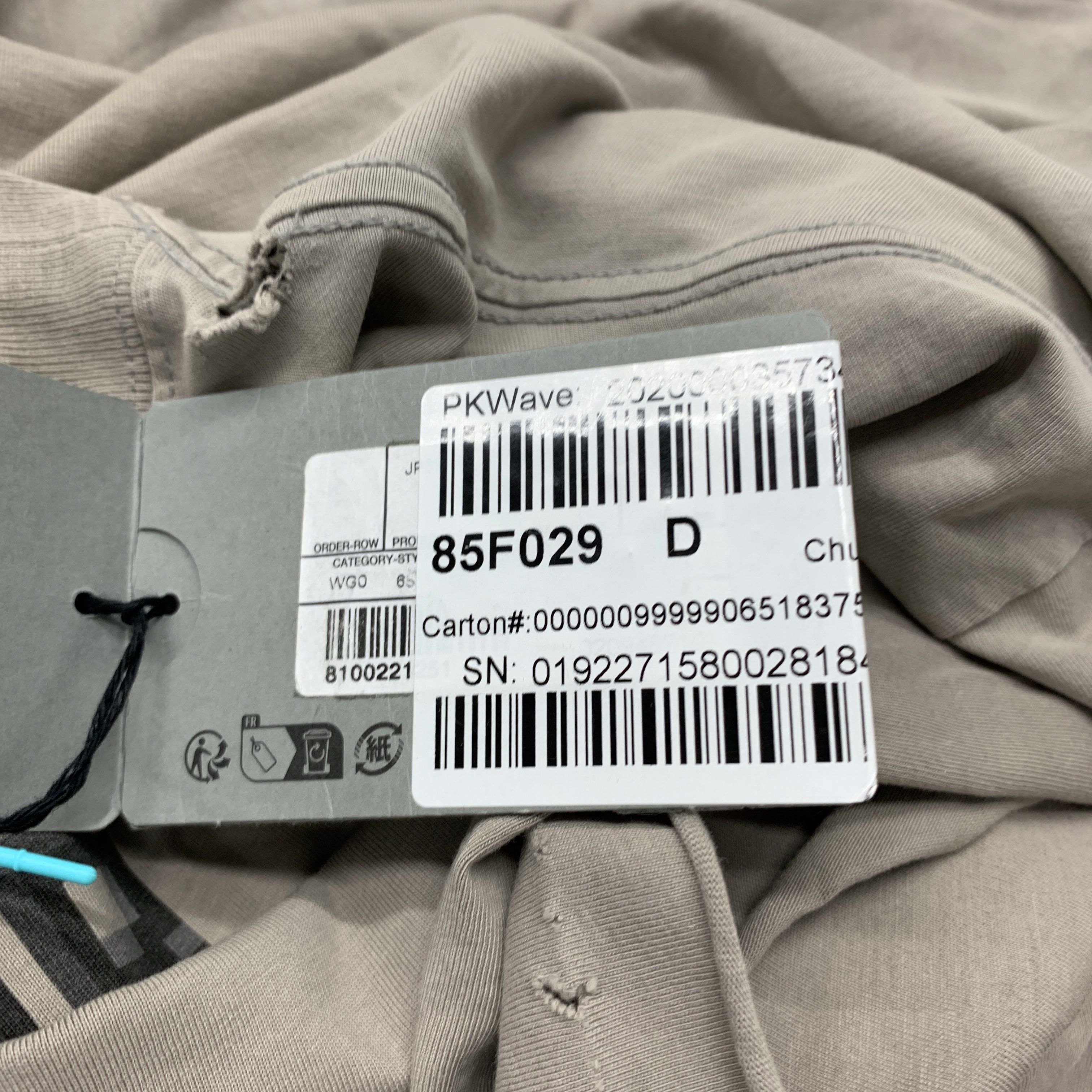Balenciaga Balenciaga Pixelated BB Logo T-Shirt Size S Size US S / EU 44-46 / 1 - 4 Thumbnail