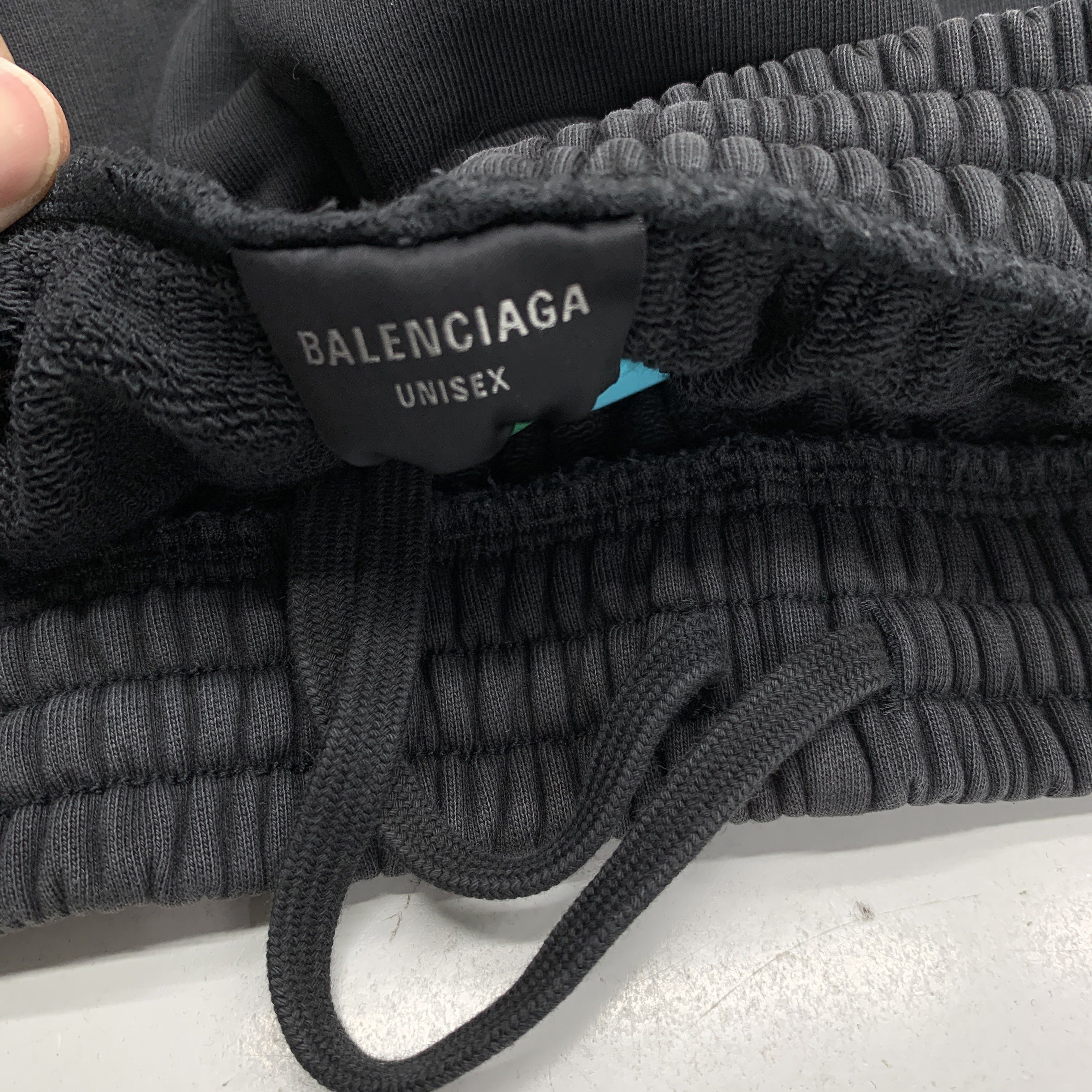Balenciaga Balenciaga Basketball Logo Sweatshorts Size XS Size US 28 / EU 44 - 2 Thumbnail