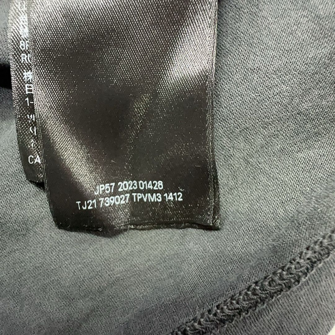 Balenciaga Balenciaga Logo Long Sleeve T-Shirt Size S Size US S / EU 44-46 / 1 - 6 Thumbnail