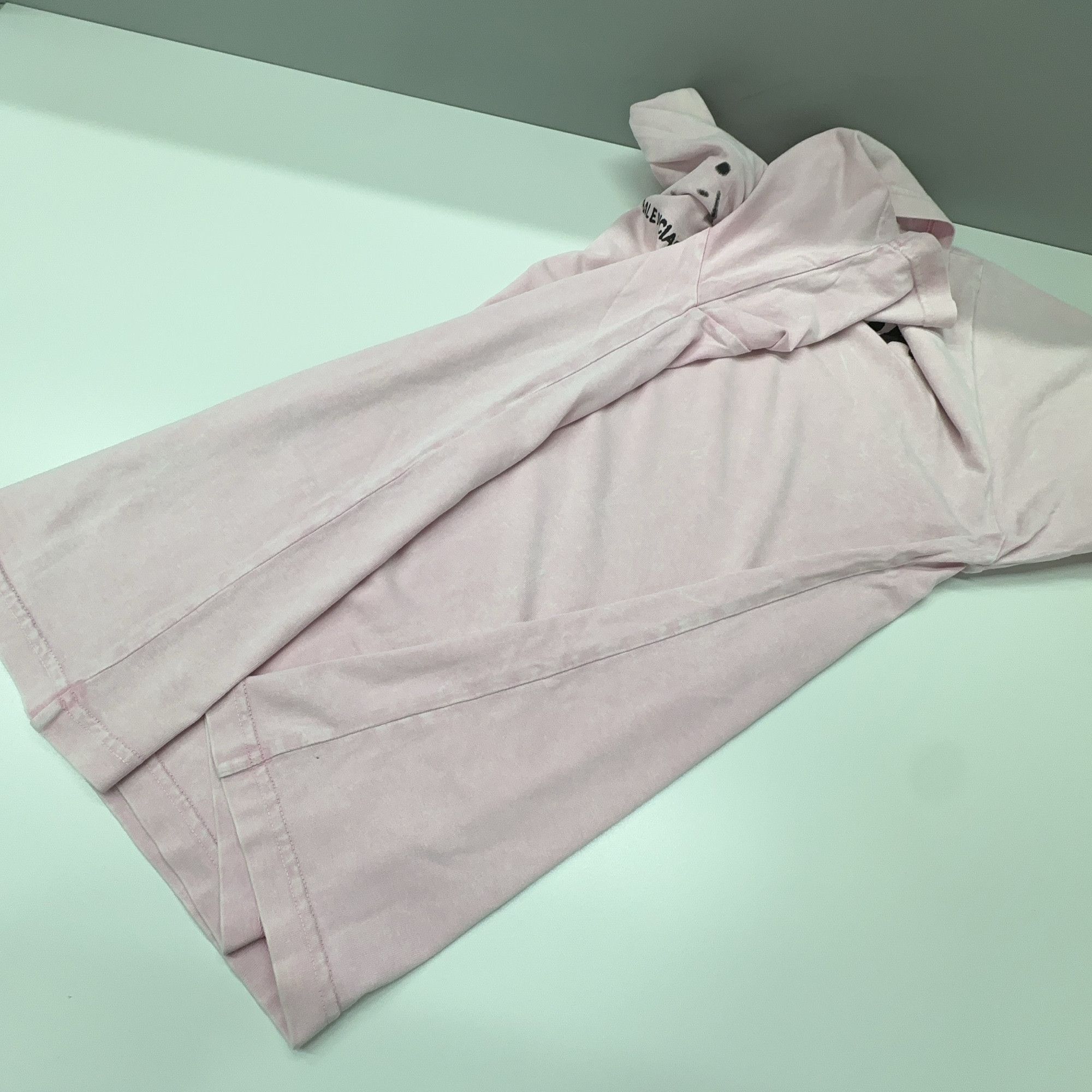 Balenciaga Balenciaga Blurred Logo T-Shirt Size XS Size XS / US 0-2 / IT 36-38 - 13 Thumbnail