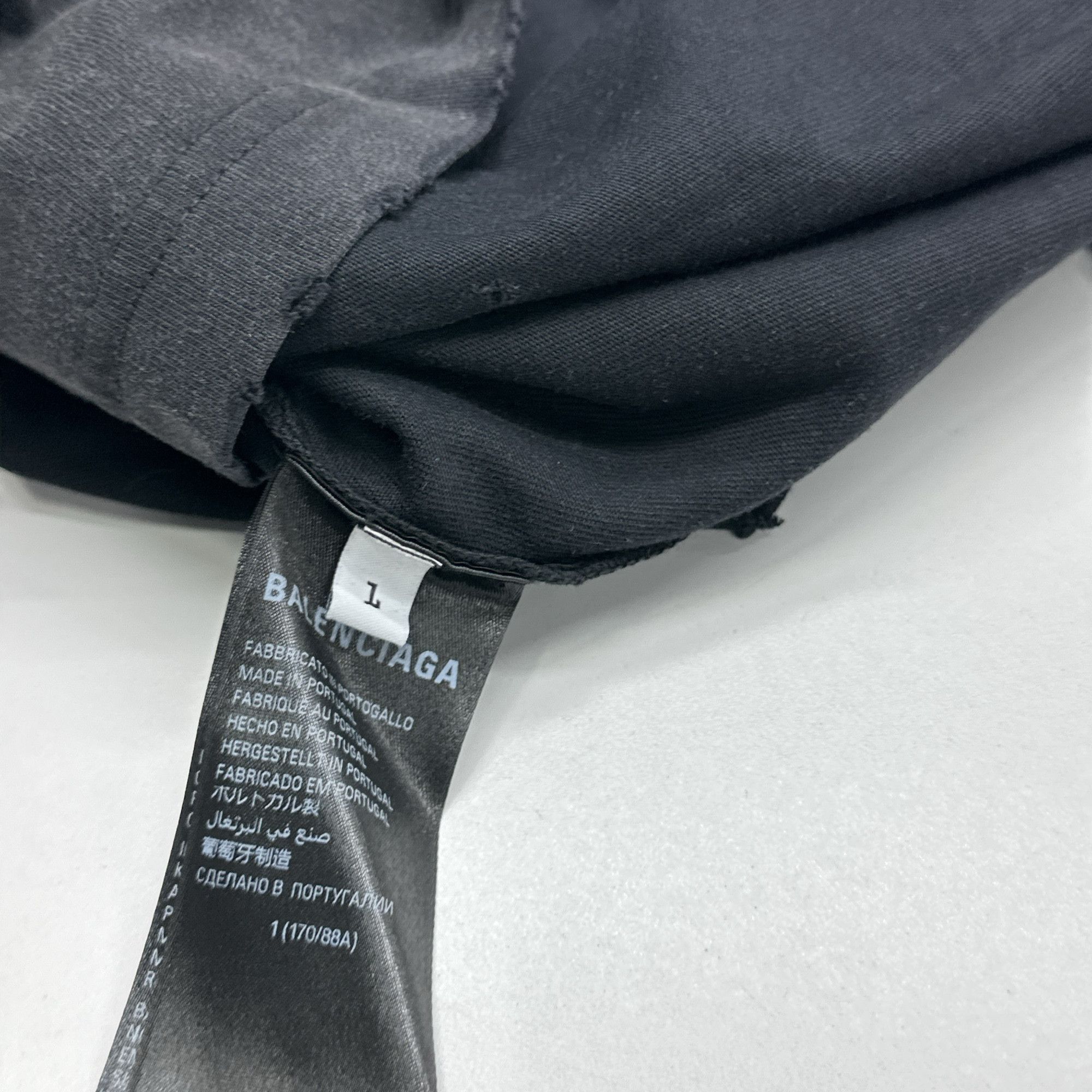 Balenciaga Balenciaga Paris Graphic T-Shirt Size S Size US S / EU 44-46 / 1 - 5 Thumbnail