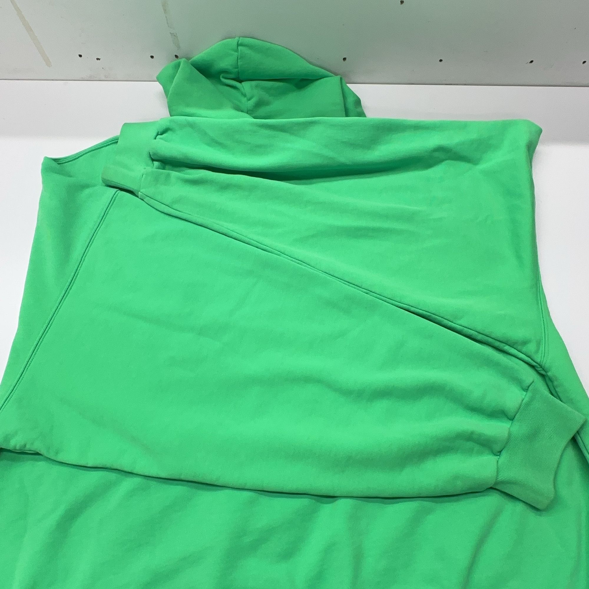 Balenciaga Balenciaga Wave Logo Hoodie Size XL Size US XL / EU 56 / 4 - 14 Thumbnail