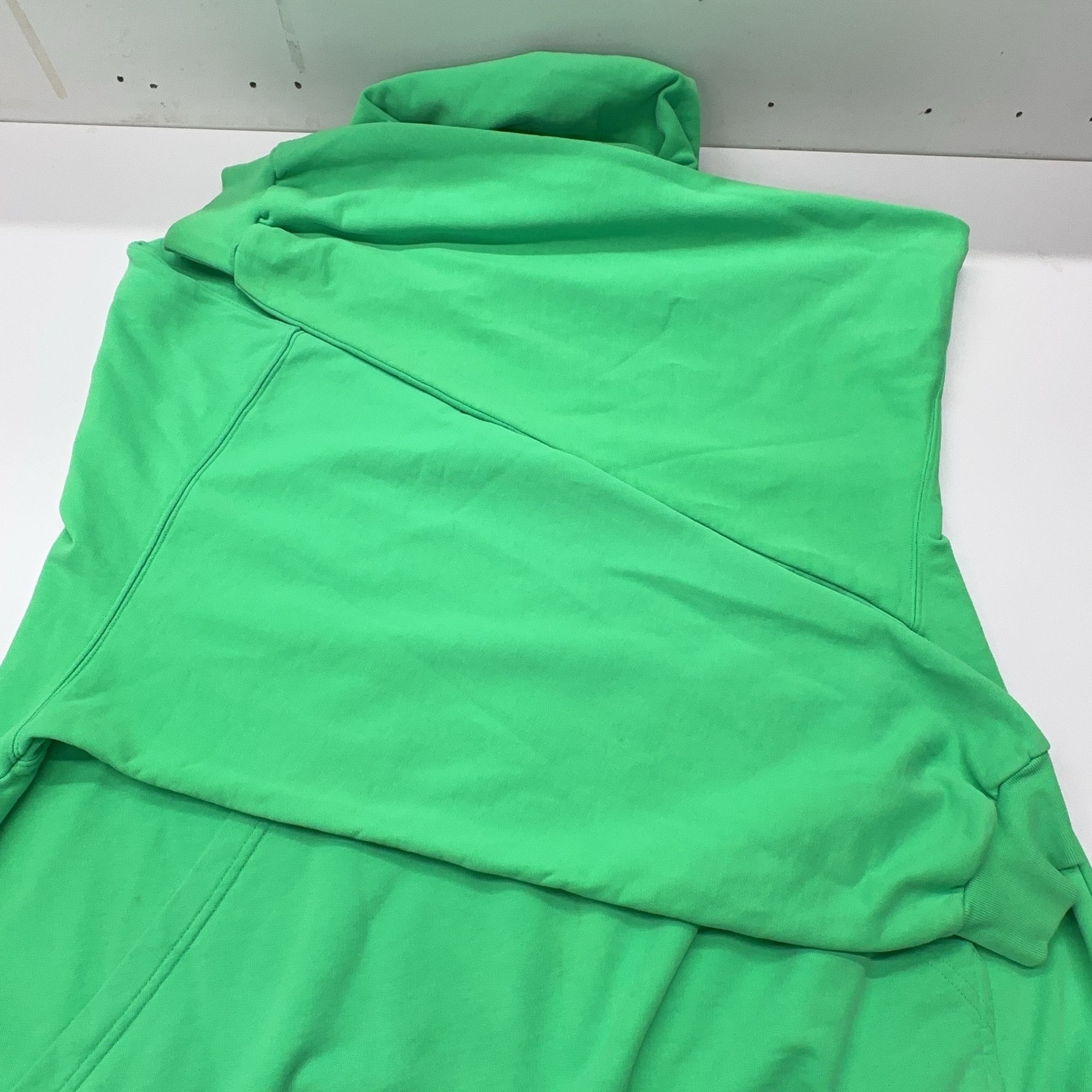 Balenciaga Balenciaga Wave Logo Hoodie Size XL Size US XL / EU 56 / 4 - 9 Thumbnail
