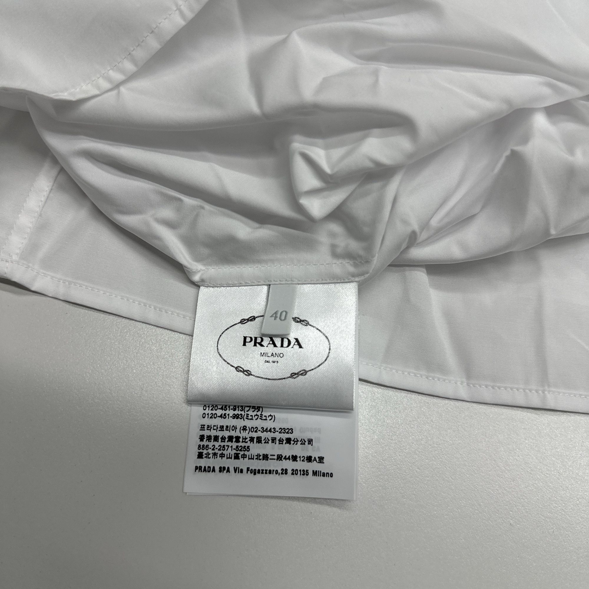Prada Prada Poplin Button Up Shirt Size M Size US XXS / EU 40 - 5 Thumbnail