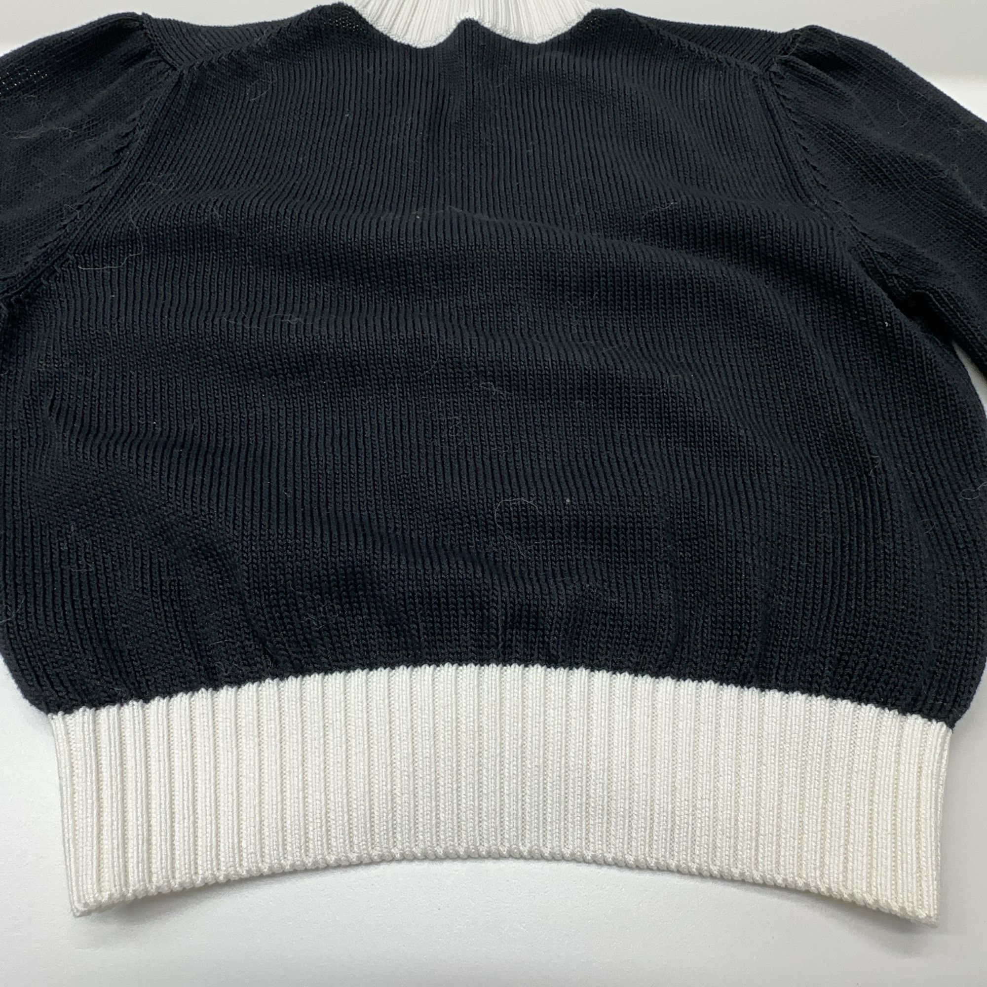 Prada Prada Contrast Trim Knit Sweater Size 36 Size XS / US 0-2 / IT 36-38 - 11 Thumbnail
