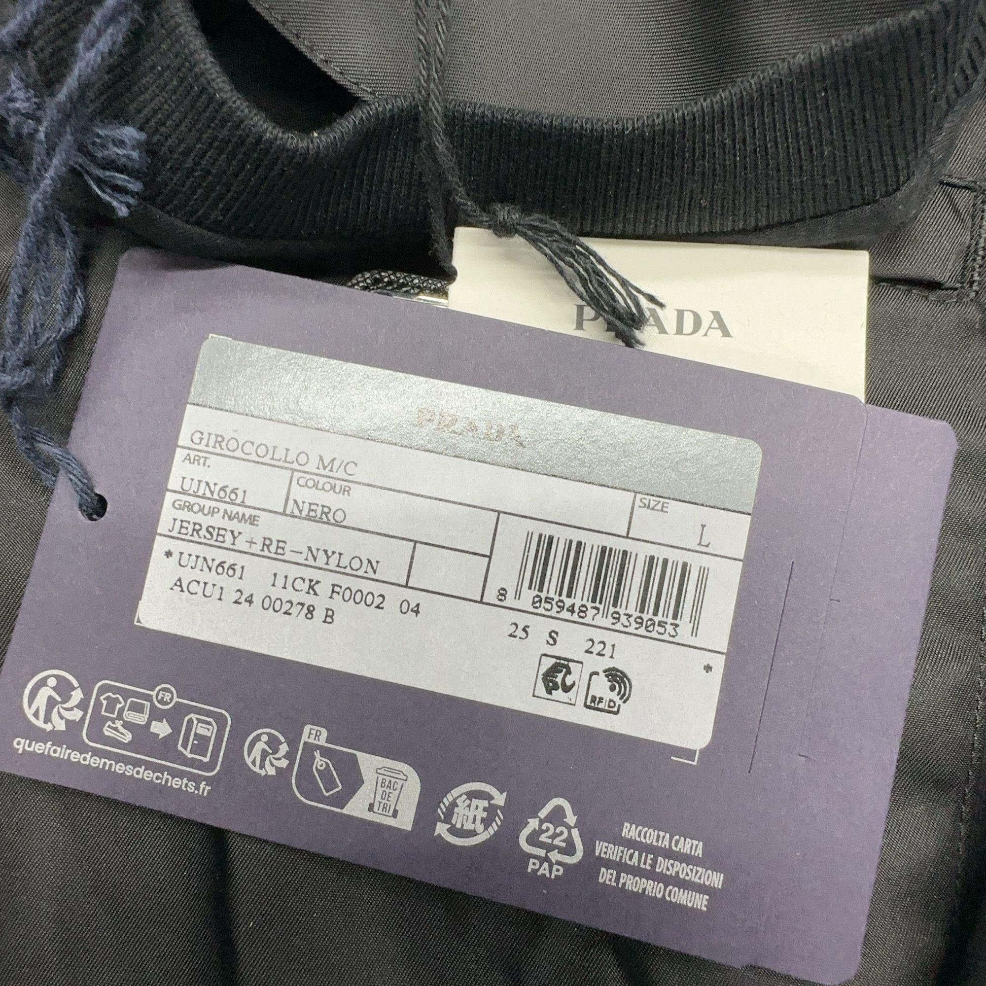 Prada Prada Re-Nylon Pocket T-Shirt Size L Size US L / EU 52-54 / 3 - 7 Thumbnail