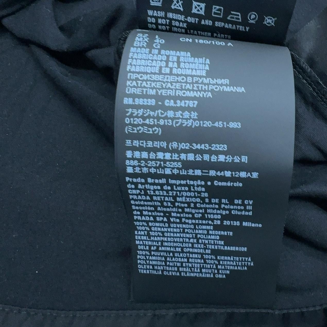Prada Prada Re-Nylon Pocket T-Shirt Size L Size US L / EU 52-54 / 3 - 10 Thumbnail