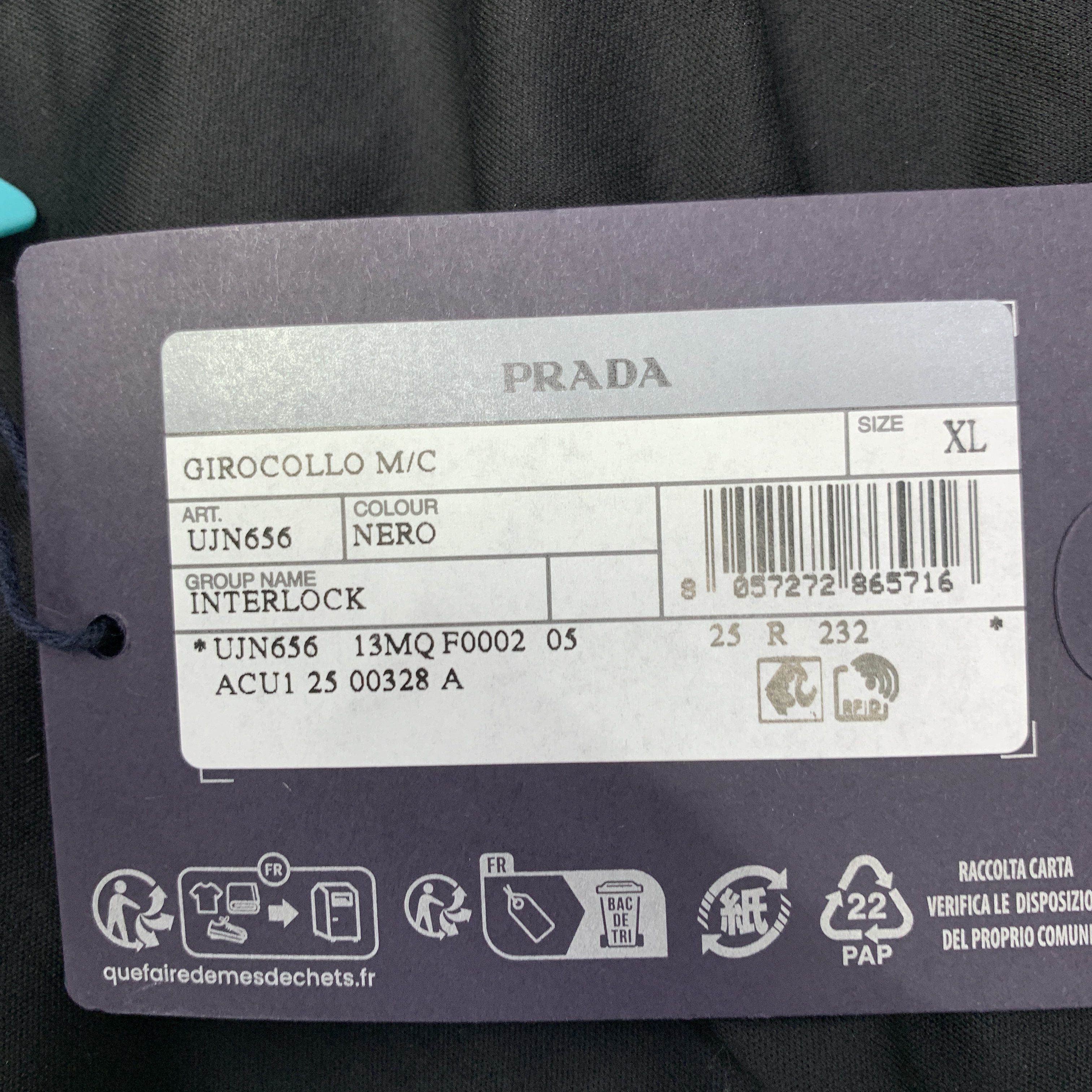 Prada Prada Logo Patch T-Shirt Size XL Size US XL / EU 56 / 4 - 3 Thumbnail