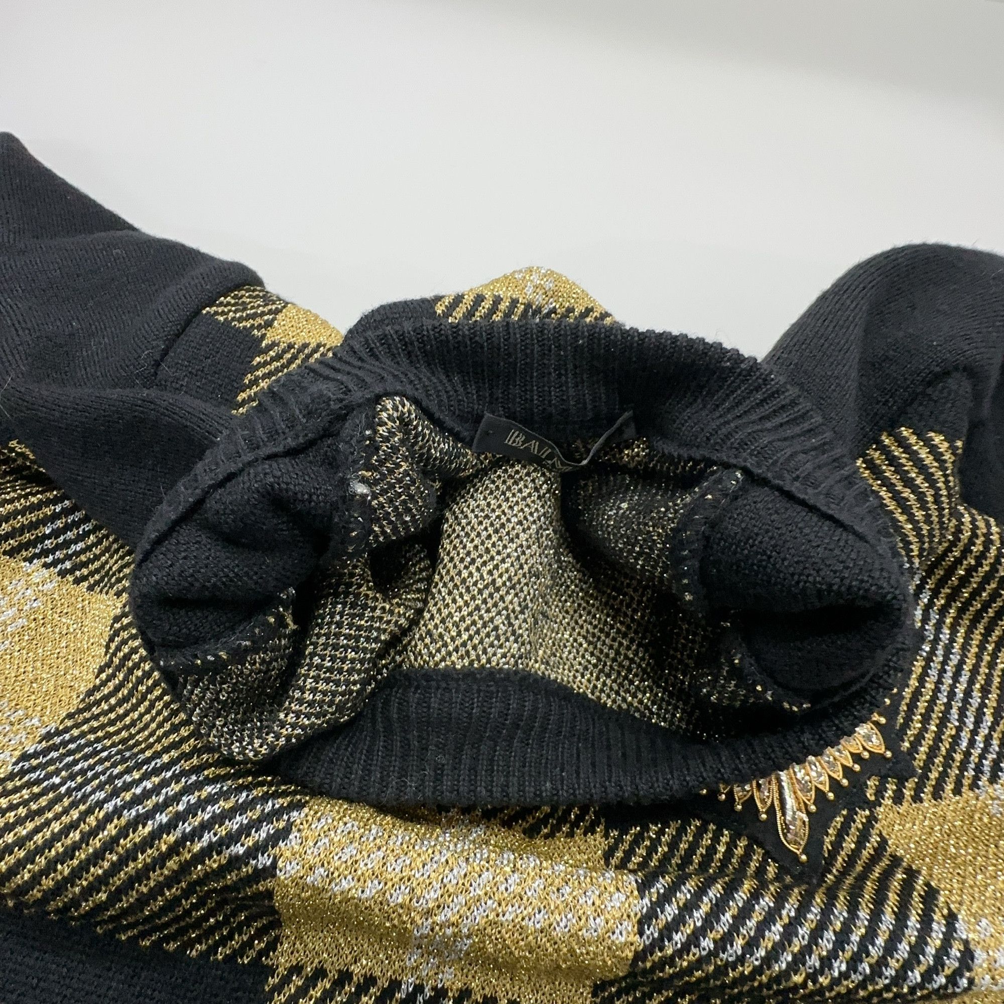 Balmain Balmain Gold Checkered Emblem Sweater XL Size US XL / EU 56 / 4 - 5 Thumbnail