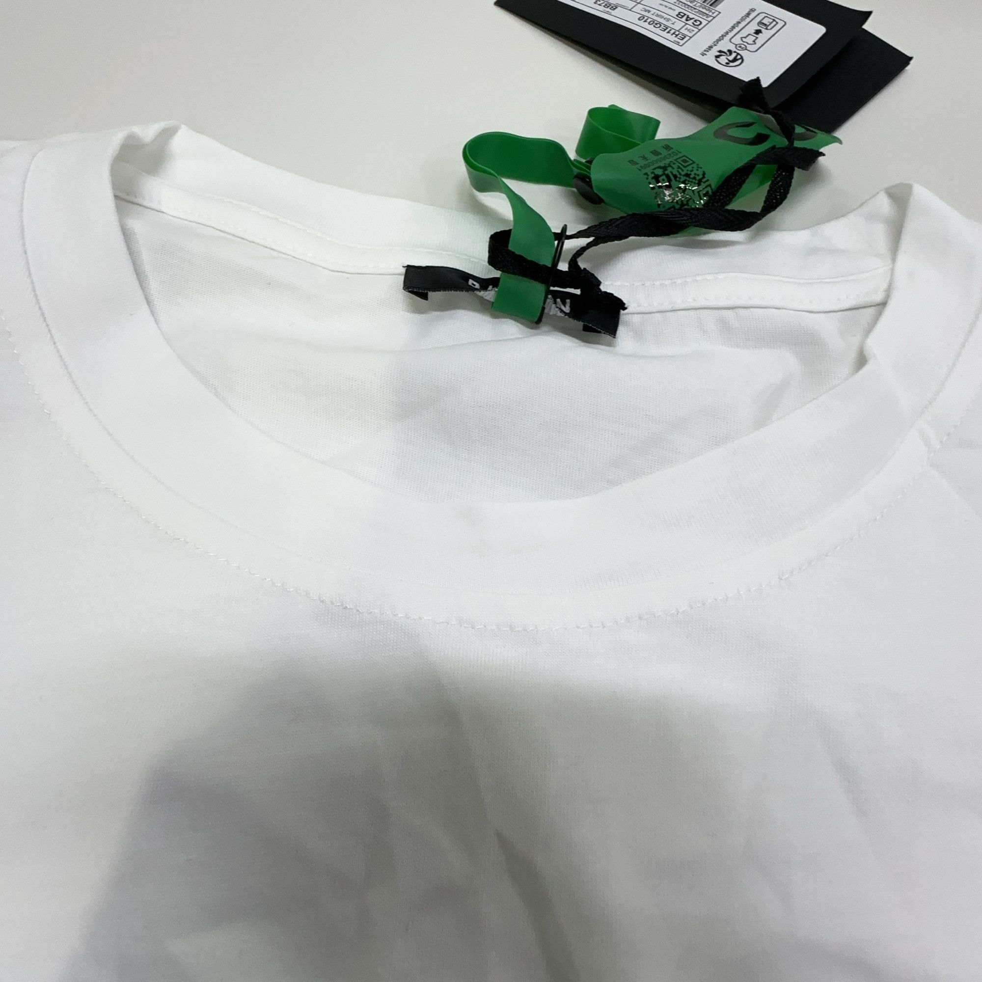 Balmain Balmain Logo Print T-Shirt Size L Size US L / EU 52-54 / 3 - 13 Thumbnail