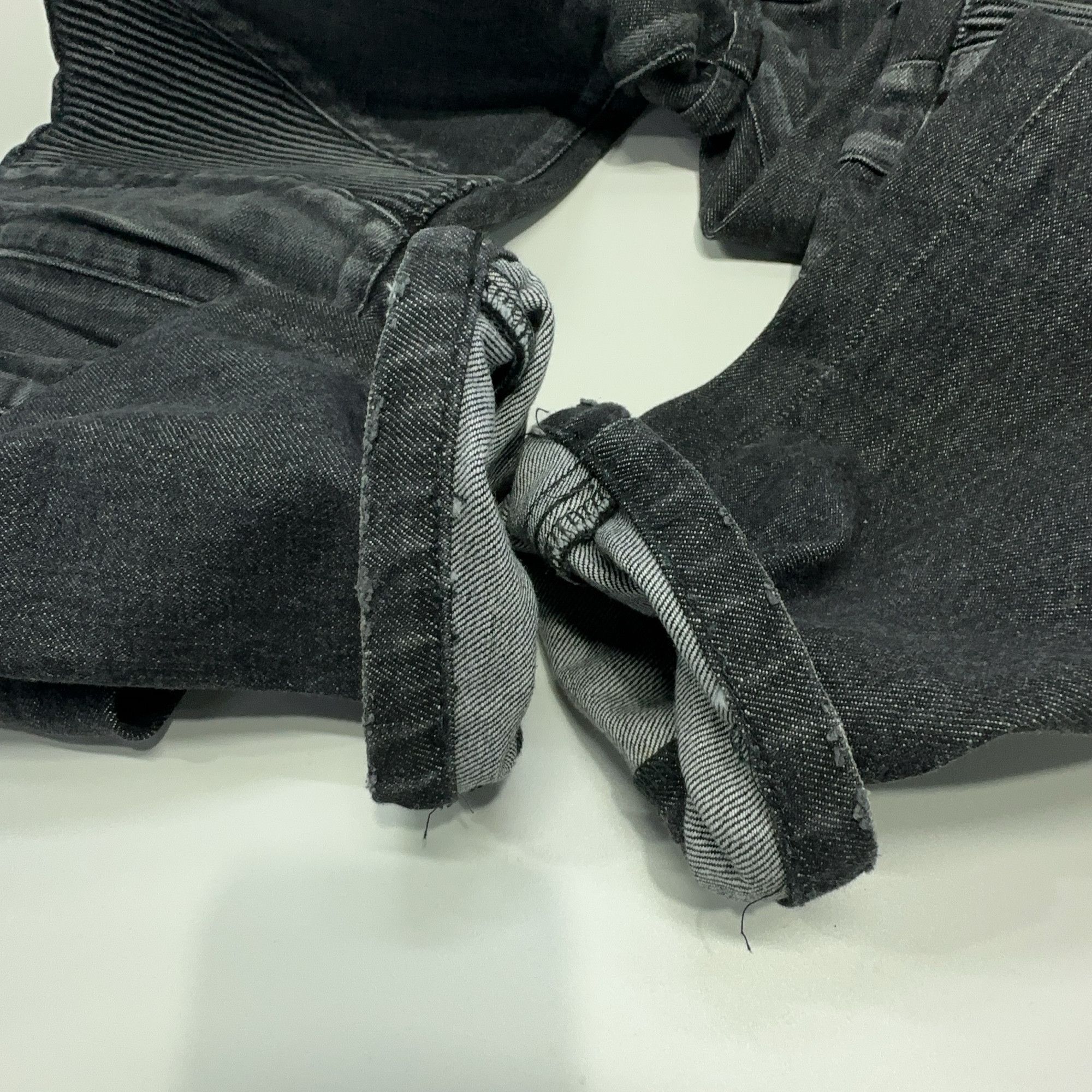 Balmain Balmain Biker Ribbed Denim Jeans Size 30 Size US 30 / EU 46 - 8 Thumbnail