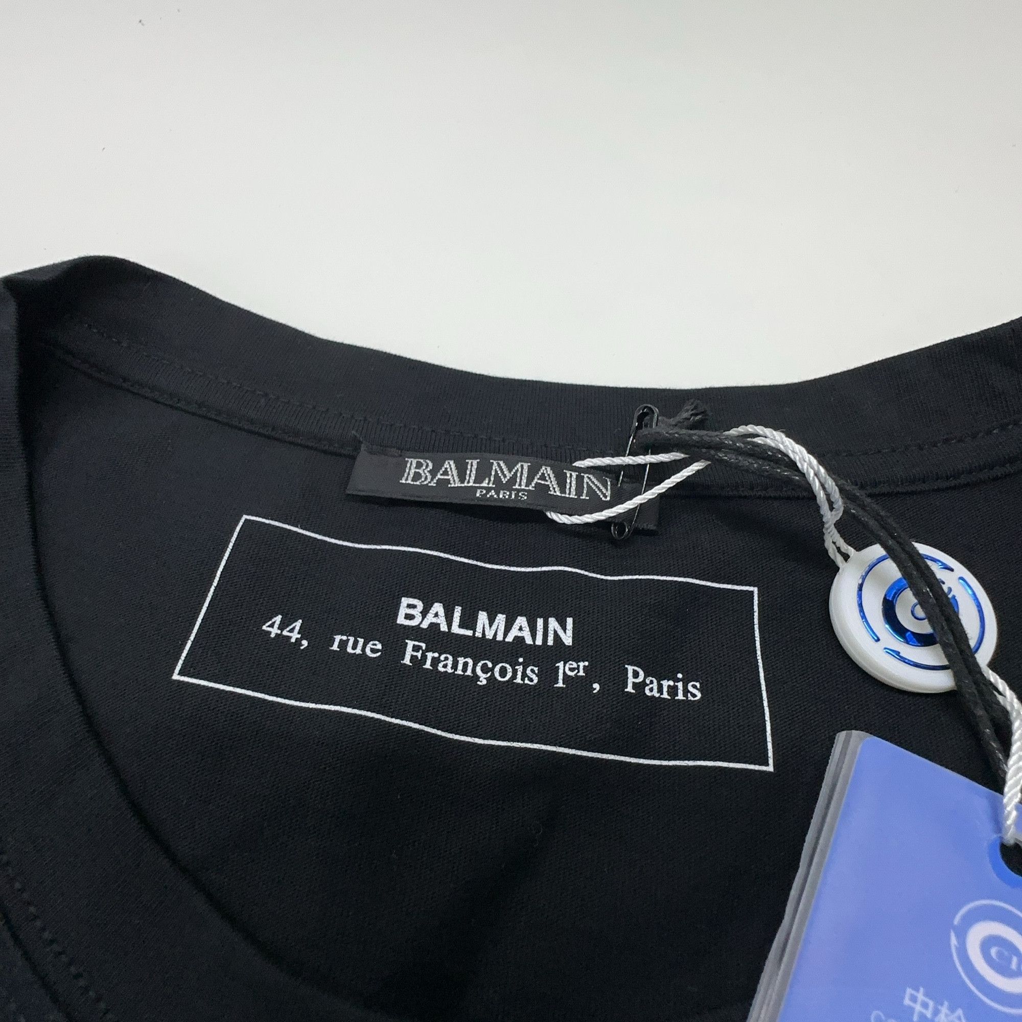 Balmain BALMAIN Gold Logo T-Shirt Size XL Size US XL / EU 56 / 4 - 3 Thumbnail