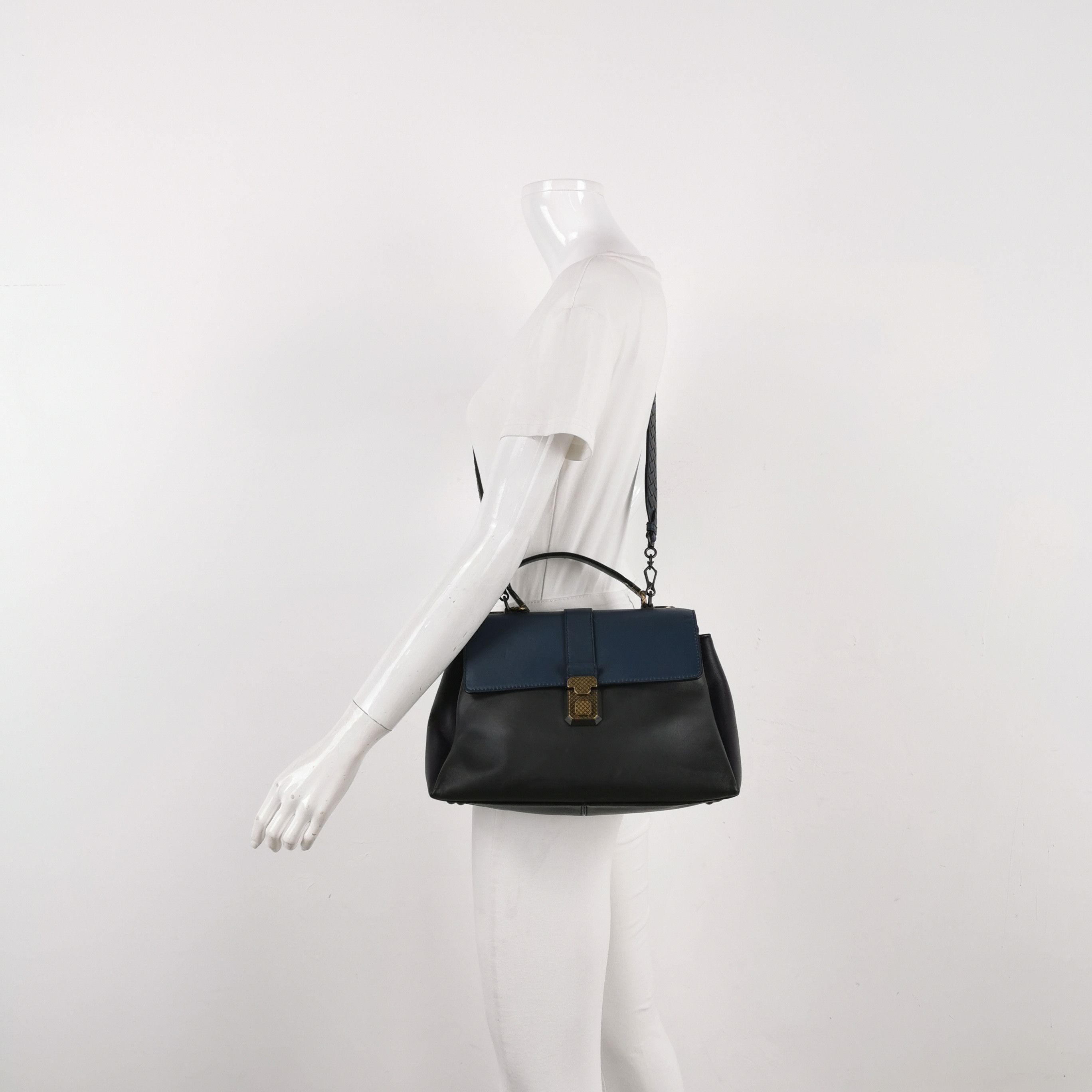 Bottega Veneta Bottega Veneta Women os Shoulder Bags Size ONE SIZE - 2 Thumbnail