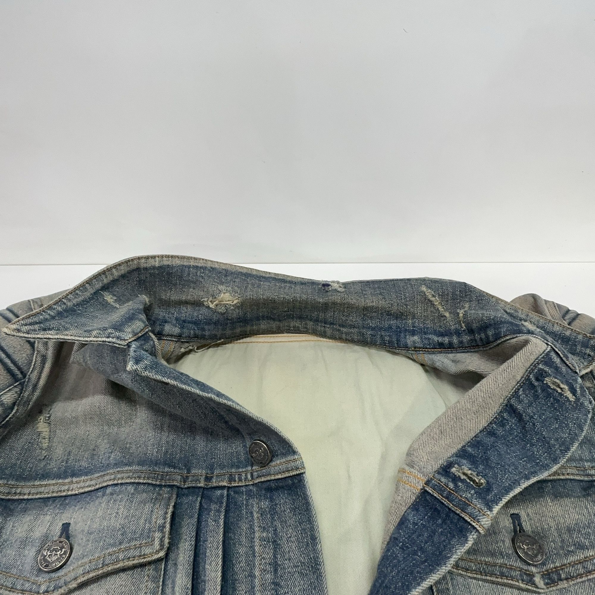 Balmain Balmain Distressed Denim Jacket Size 54 Size US L / EU 52-54 / 3 - 5 Thumbnail