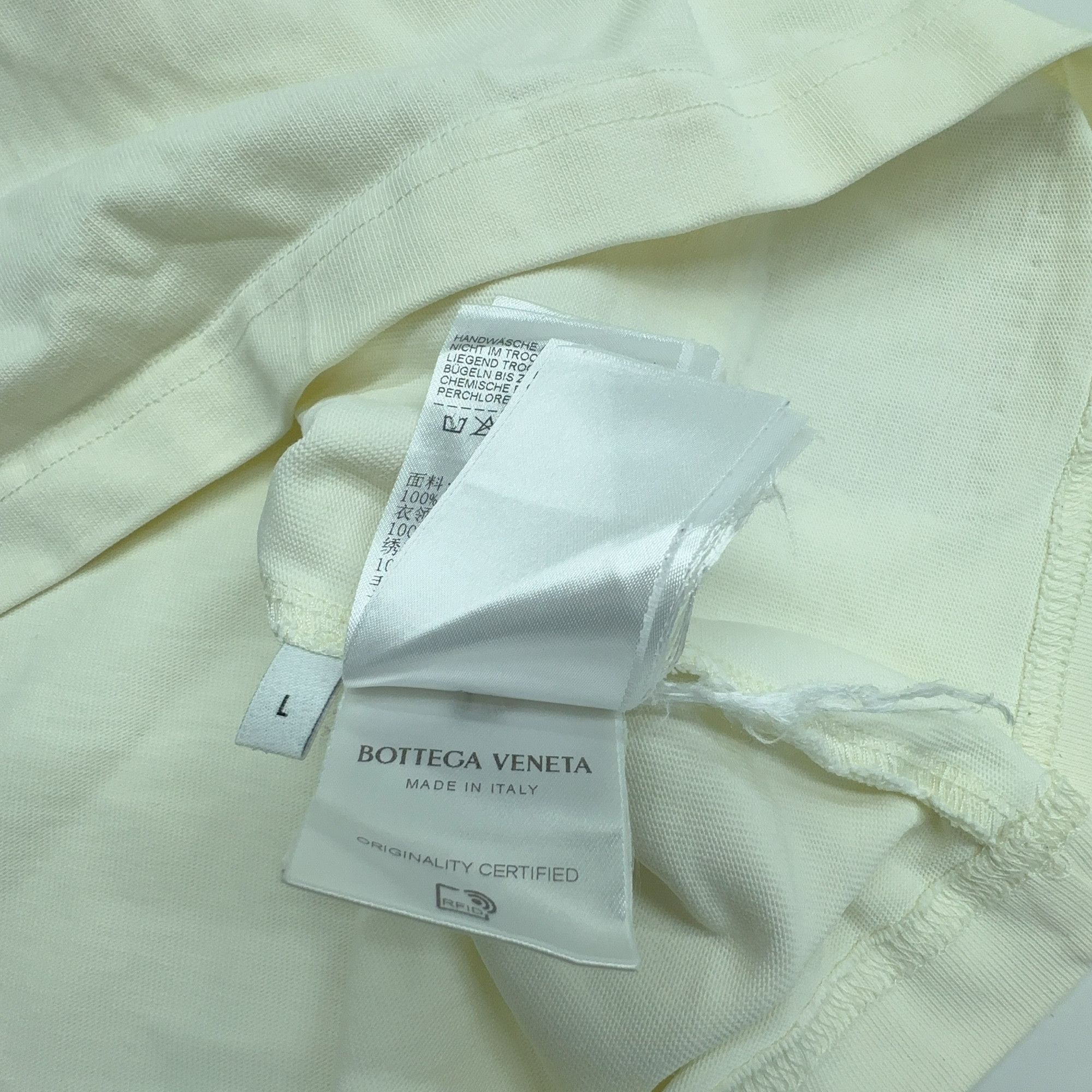 Bottega Veneta Bottega Veneta Logo Patch T-Shirt Size L Size US L / EU 52-54 / 3 - 4 Thumbnail