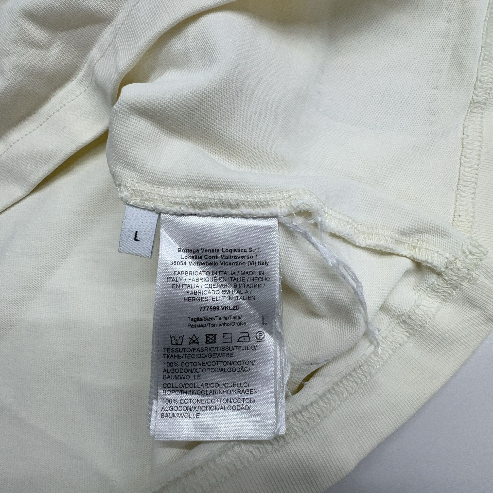 Bottega Veneta Bottega Veneta Logo Patch T-Shirt Size L Size US L / EU 52-54 / 3 - 3 Thumbnail