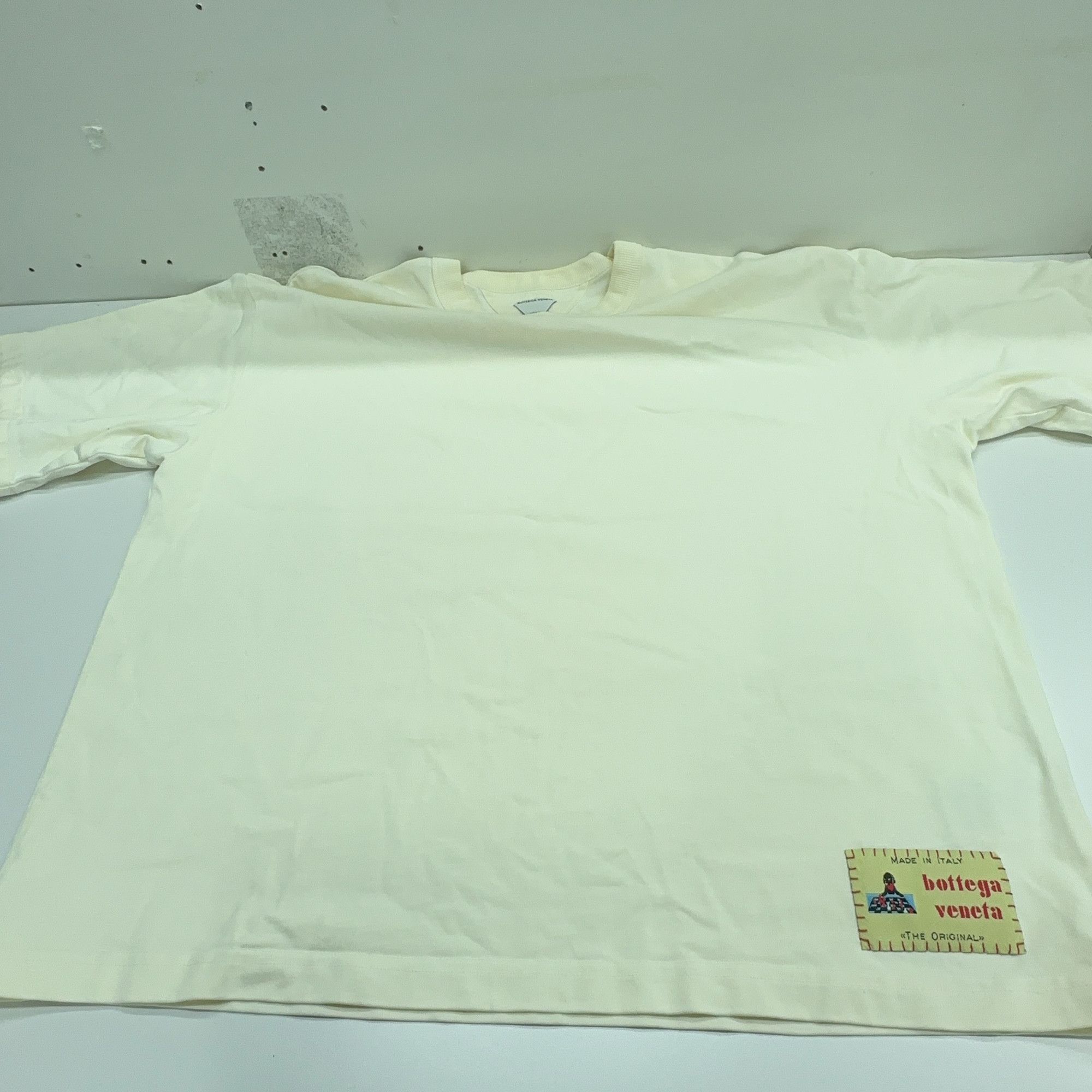Bottega Veneta Bottega Veneta Logo Patch T-Shirt Size L Size US L / EU 52-54 / 3 - 9 Thumbnail