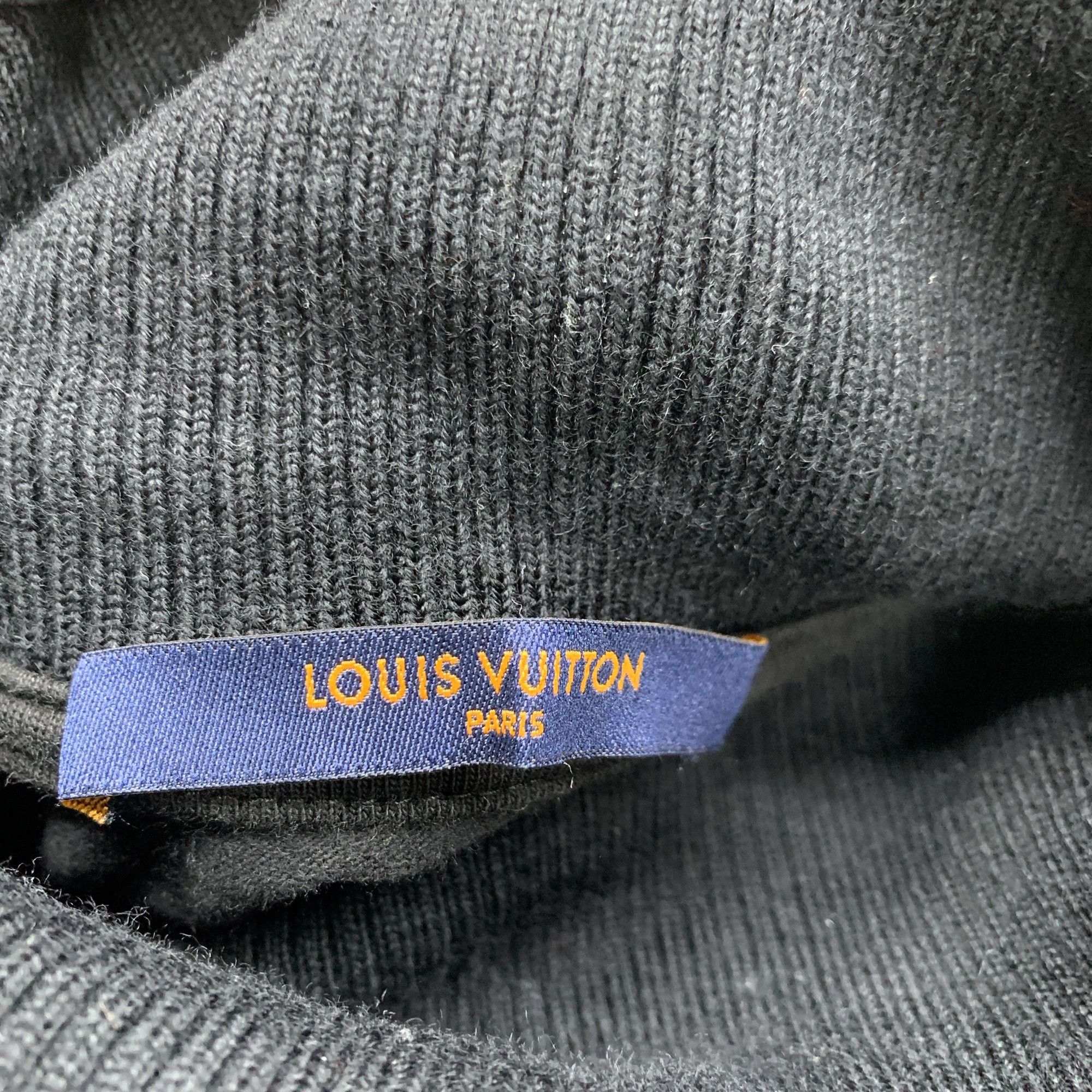 Louis Vuitton Louis Vuitton I Have A Dream Turtleneck Sweater Size XS Size US XS / EU 42 / 0 - 3 Thumbnail