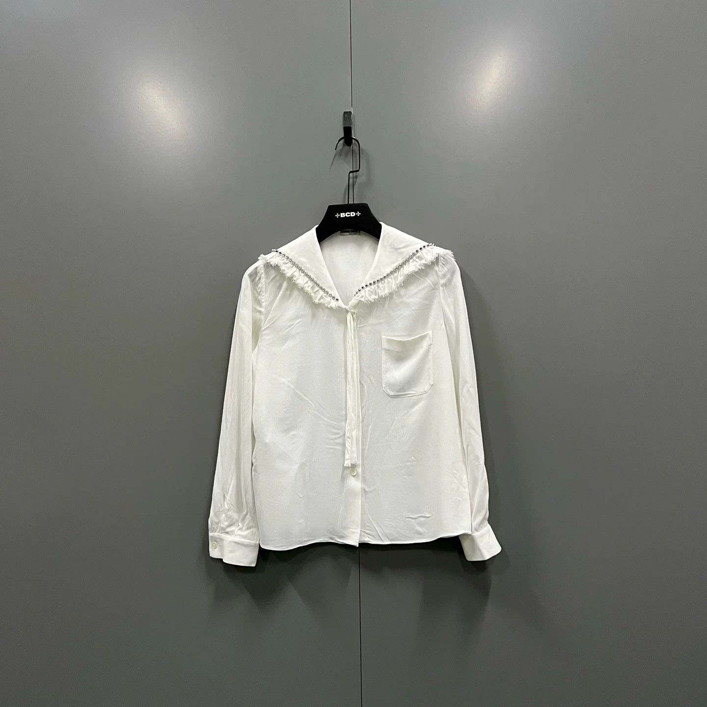 Miu Miu Miu Miu Crystal Embellished Collar Shirt Size 38 Size XS / US 0-2 / IT 36-38 - 2 Thumbnail