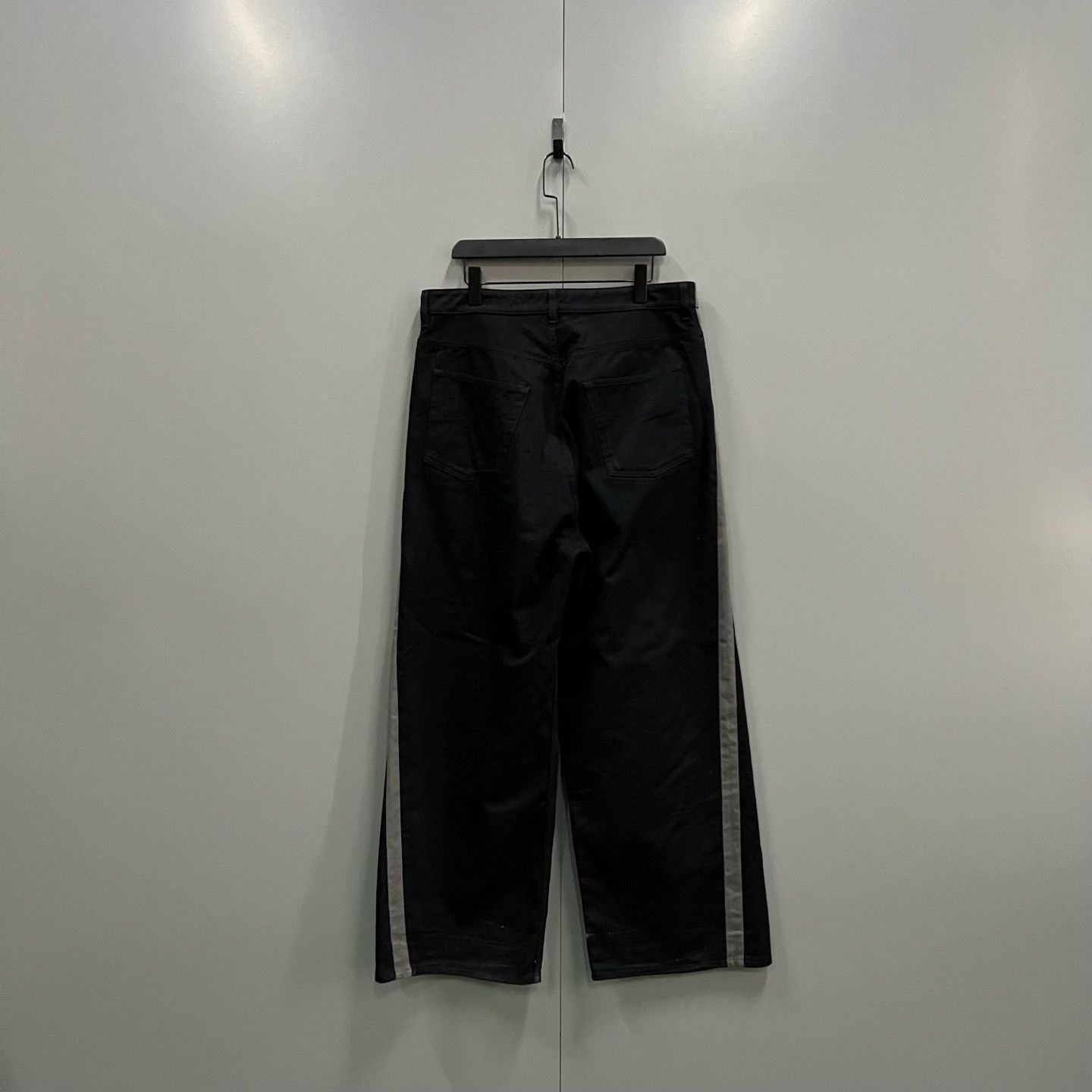 Balenciaga Balenciaga x Under Armour Logo Casual Pants Size XS Size US 28 / EU 44 - 3 Thumbnail