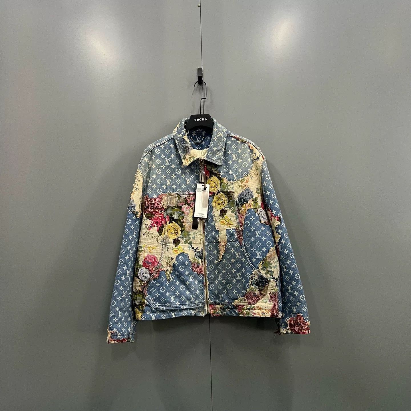 Louis Vuitton Louis Vuitton Floral Monogram Denim Jacket Size 50 Size US M / EU 48-50 / 2 - 2 Thumbnail
