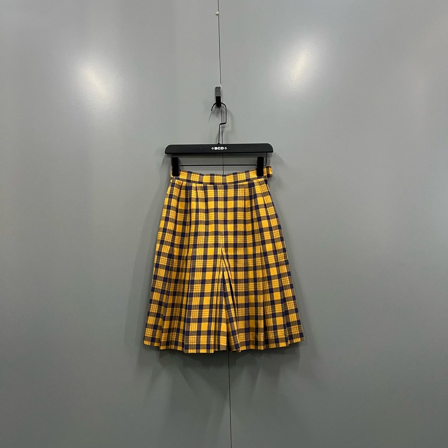 Christian Dior Monsieur Dior Sports Plaid Pleated Skirt Size S Size 28" / US 6 / IT 42 - 2 Thumbnail