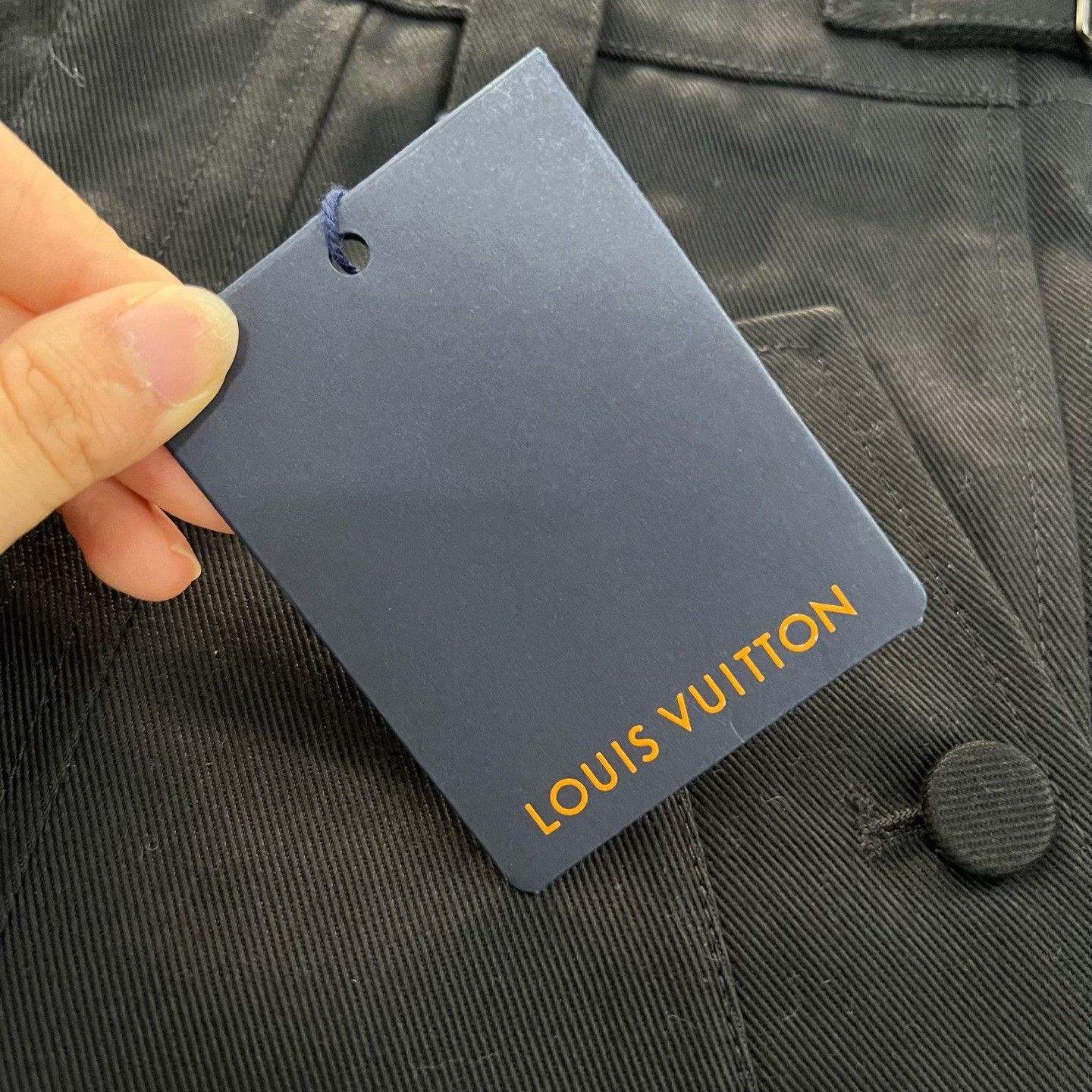 Louis Vuitton Louis Vuitton Black Bermuda Shorts Size 34 Size 24" / US 00 / IT 34 - 4 Thumbnail