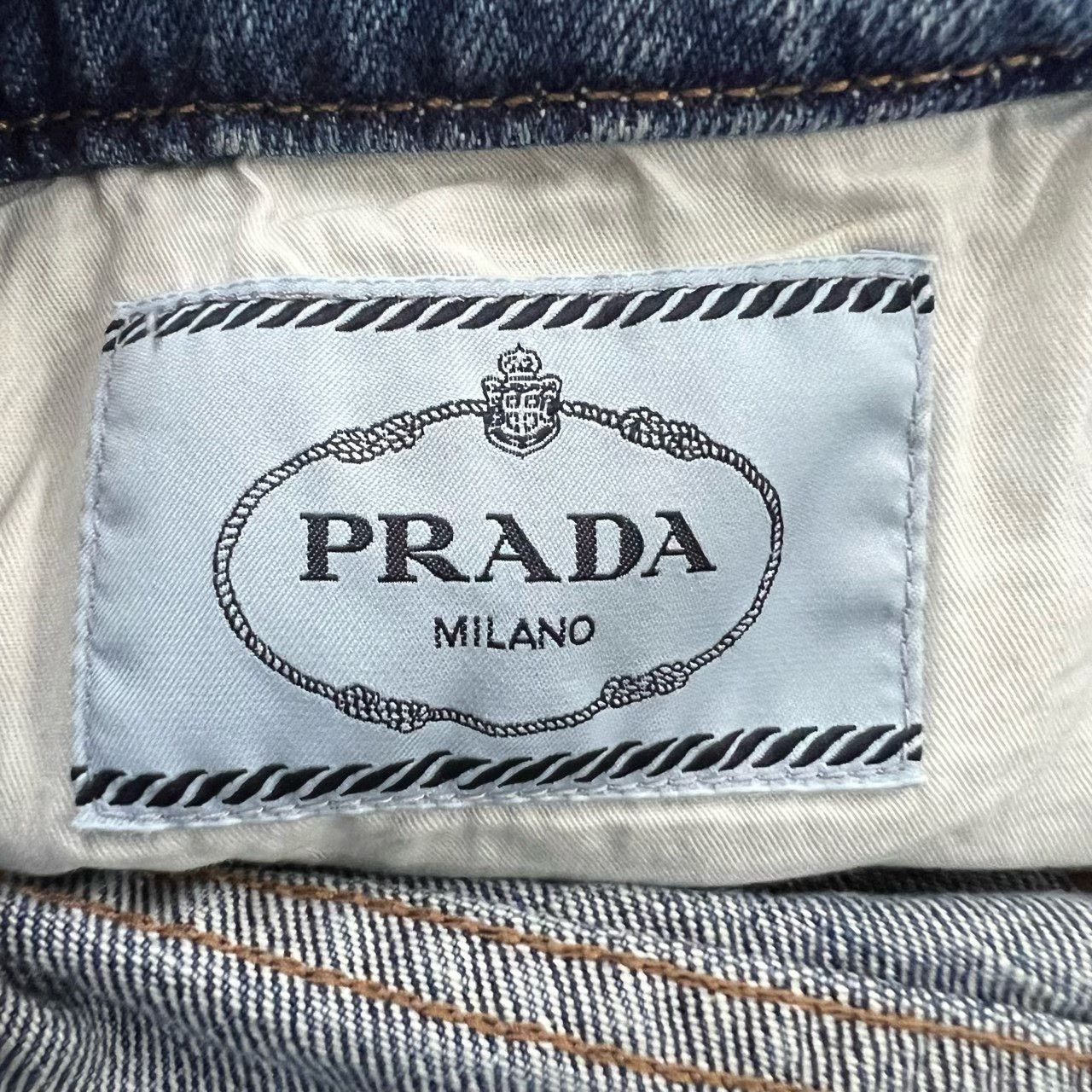 Prada Prada Belted Denim Shorts Size 26 Size 26" / US 2 / IT 38 - 4 Thumbnail
