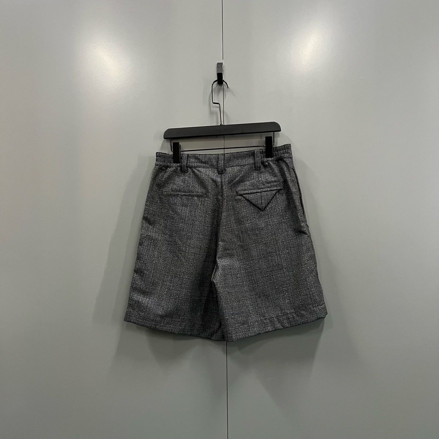 Bottega Veneta Bottega Veneta Plaid Shorts Size 32 Size US 32 / EU 48 - 3 Thumbnail