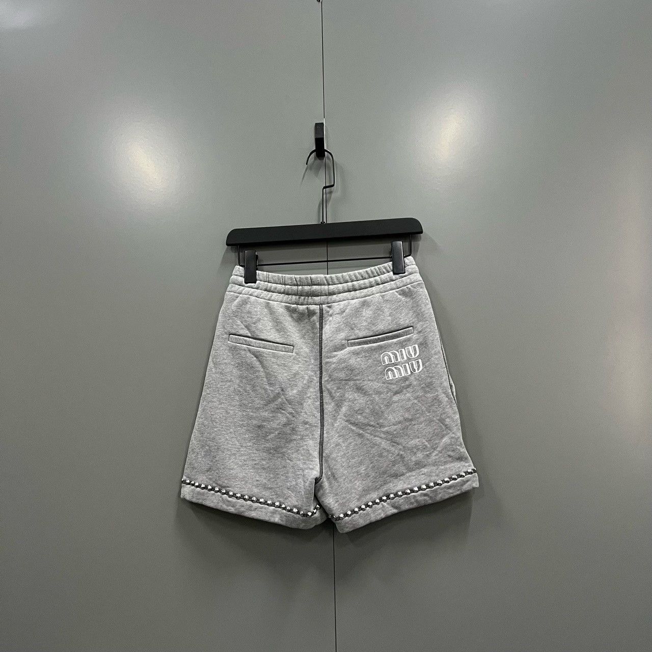 Miu Miu Miu Miu Studded Logo Shorts Size 36 Size 25" / US 0 / IT 36 - 3 Thumbnail