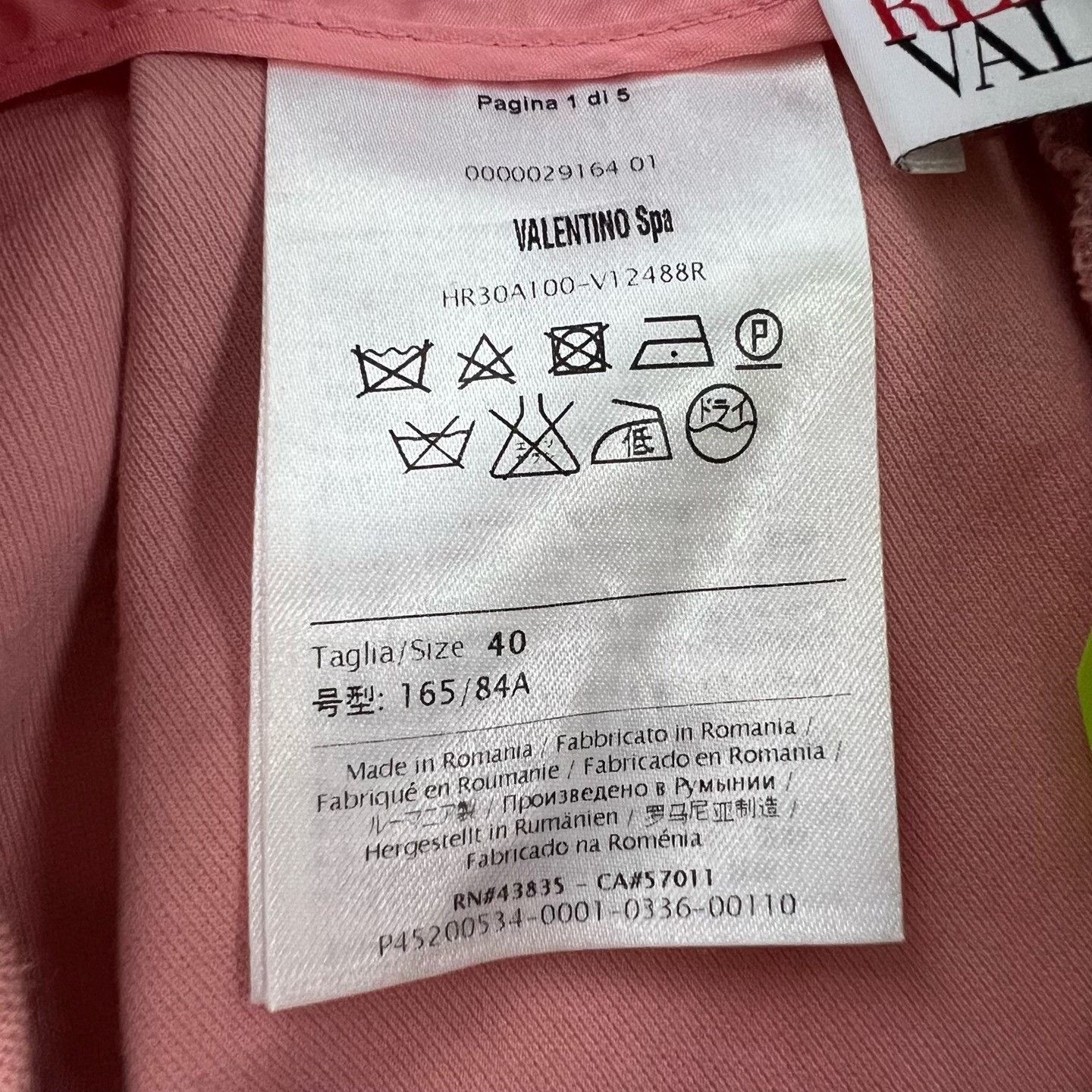 RED Valentino RED Valentino Pink Pleated Shorts Size 40 Size 27" / US 4 / IT 40 - 5 Thumbnail
