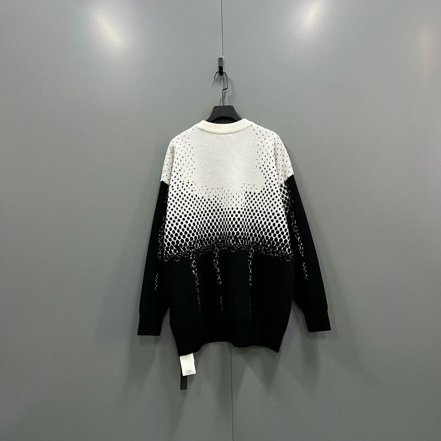 WE11DONE WE11DONE Portrait Graphic Knit Sweater Size M Size US M / EU 48-50 / 2 - 3 Thumbnail