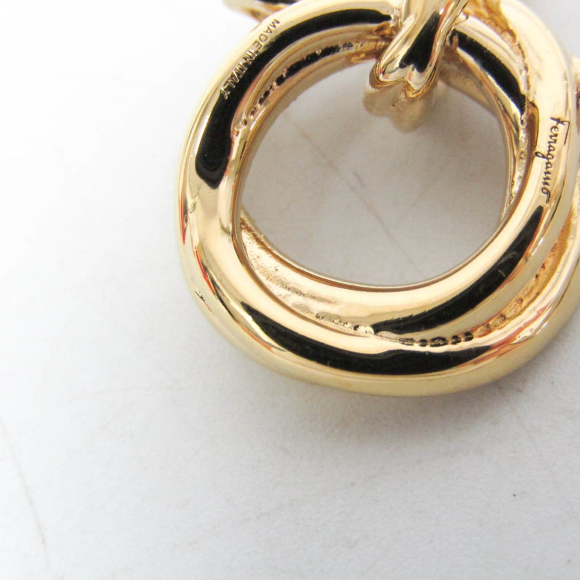 Salvatore Ferragamo Salvatore Ferragamo Gancini 760609 Gold Plating Rhinestone Women,Men Fashion Pendant Necklace (Gold) Size ONE SIZE - 9 Thumbnail