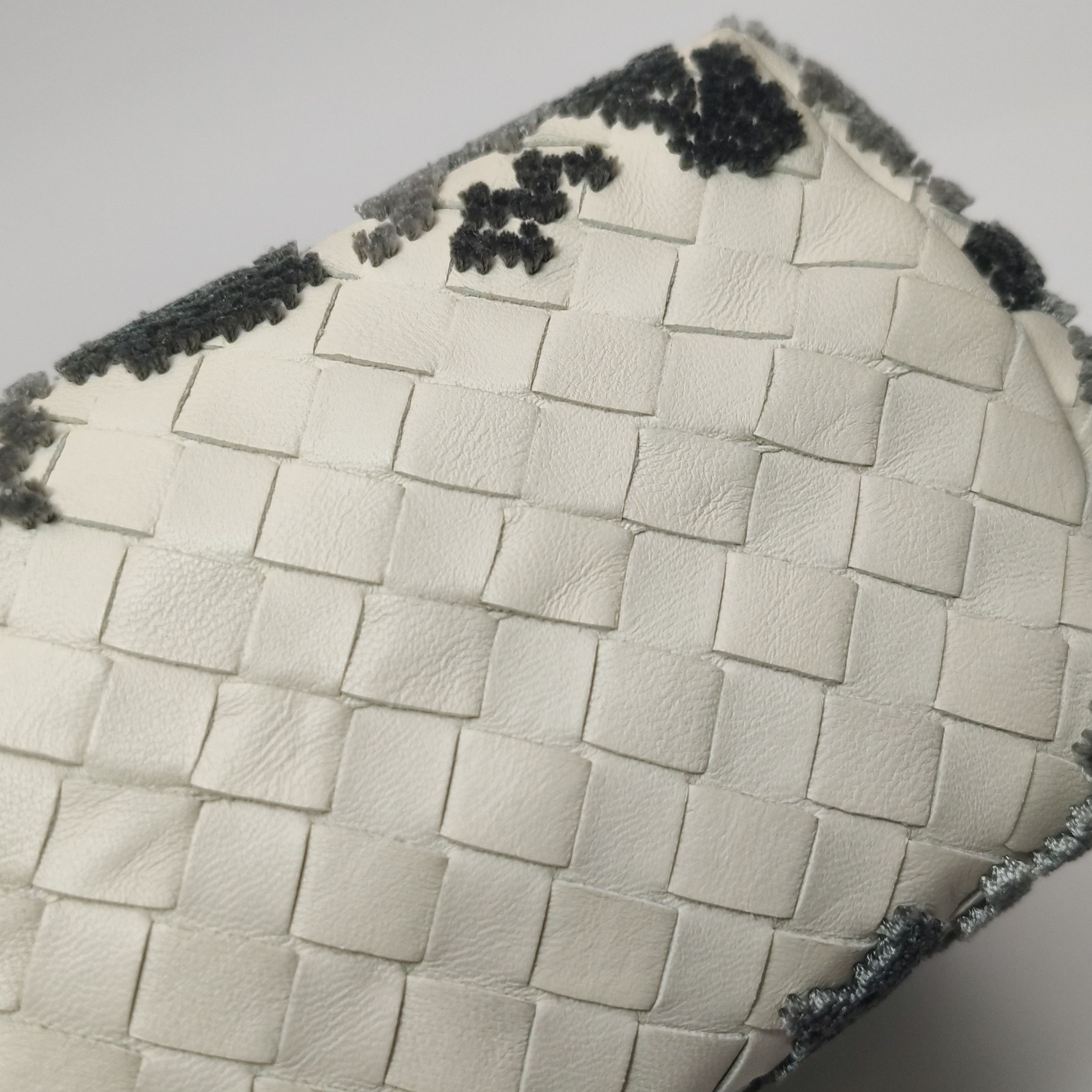 Bottega Veneta Bottega Veneta Women os Shoulder Bags Size ONE SIZE - 25 Thumbnail
