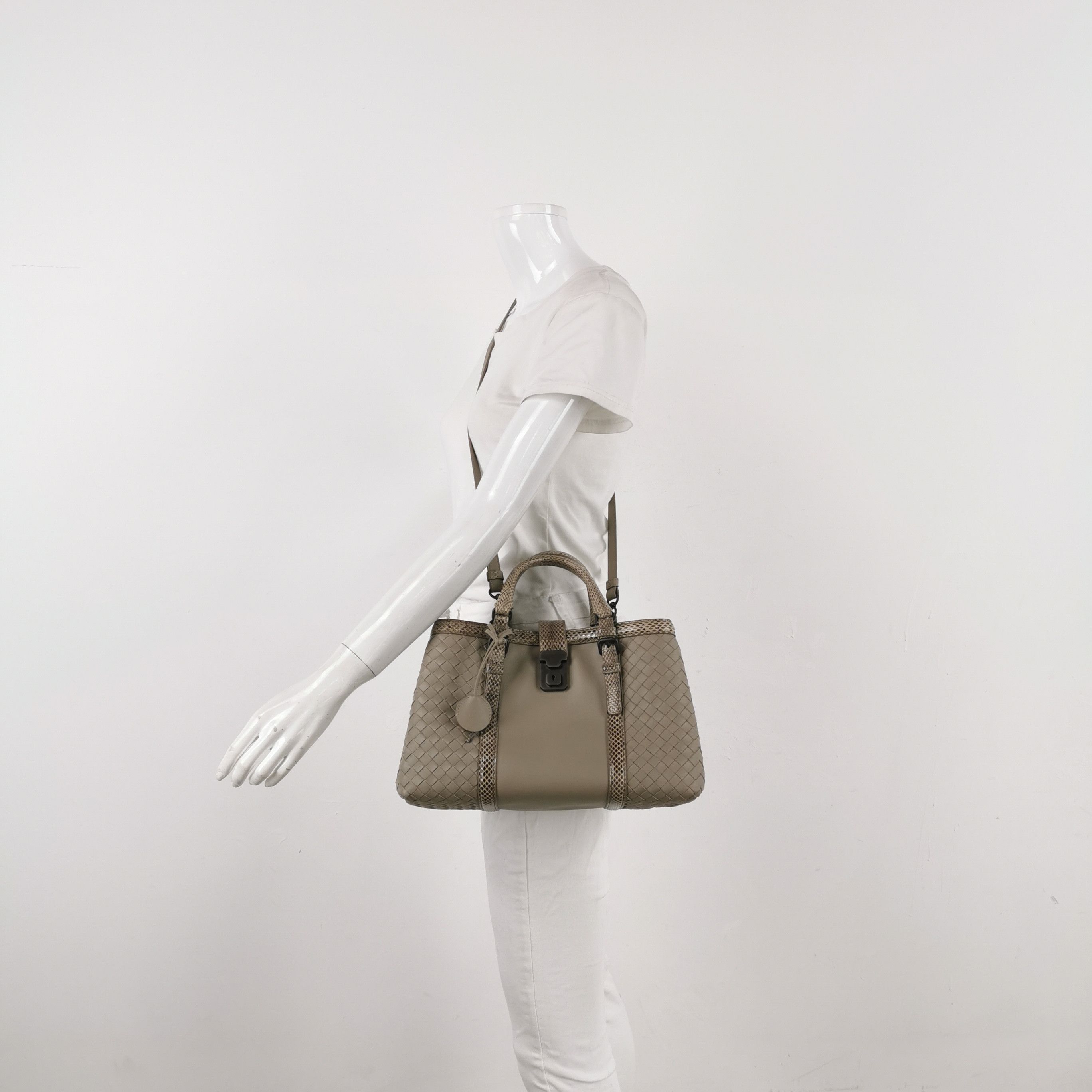 Bottega Veneta Bottega Veneta Women os Shoulder Bags Size ONE SIZE - 2 Thumbnail