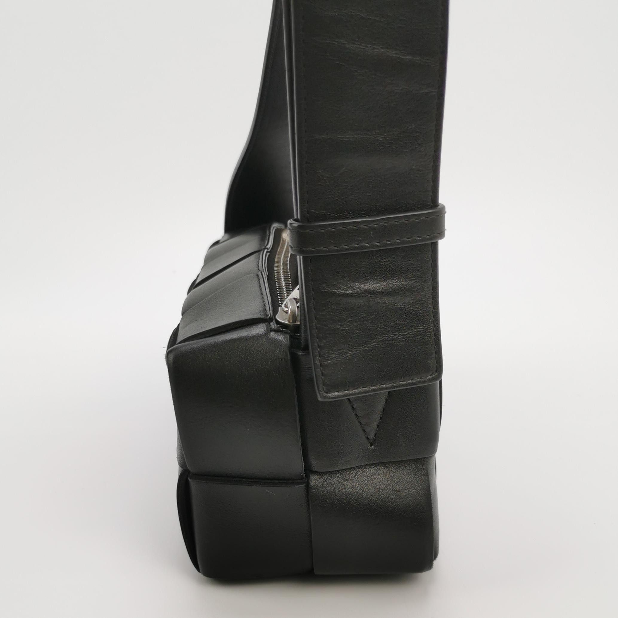 Bottega Veneta Bottega Veneta Women os Shoulder Bags Size ONE SIZE - 4 Thumbnail
