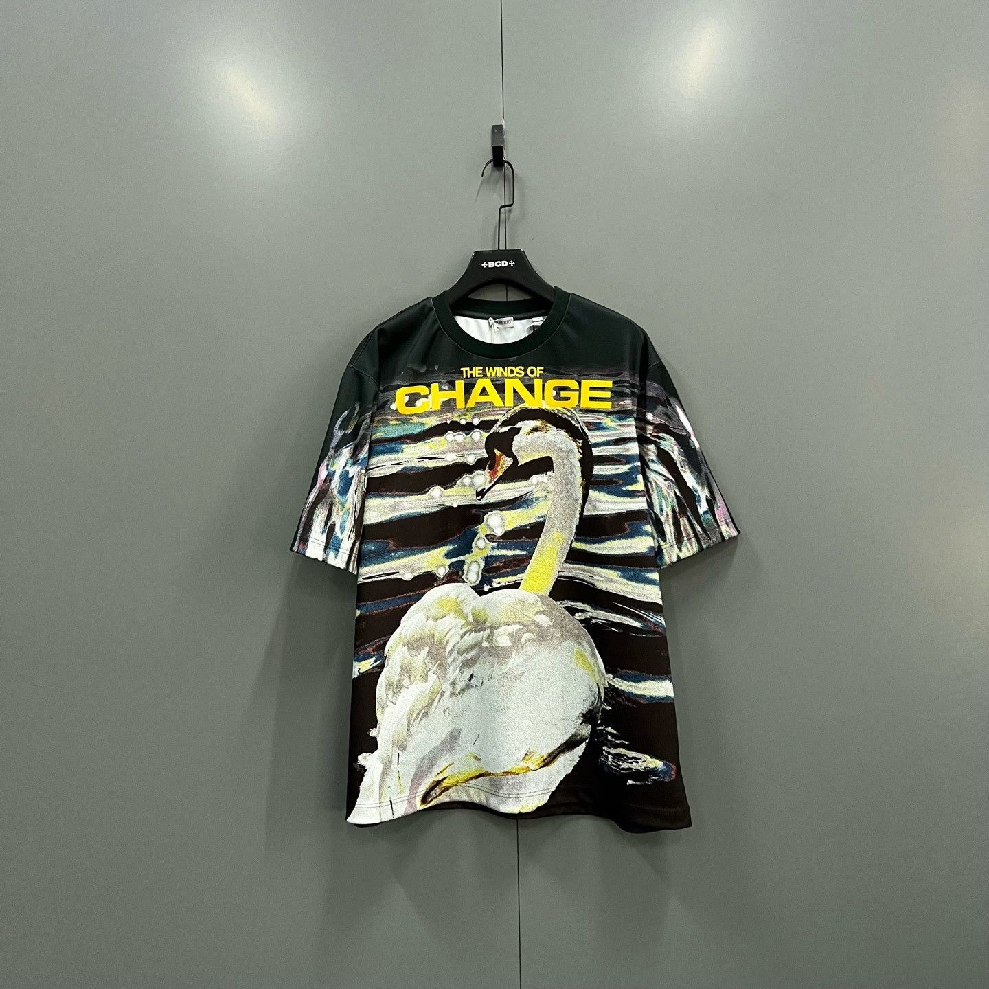 Burberry Burberry The Winds of Change Swan T-Shirt Size XXS Size US XXS / EU 40 - 2 Thumbnail