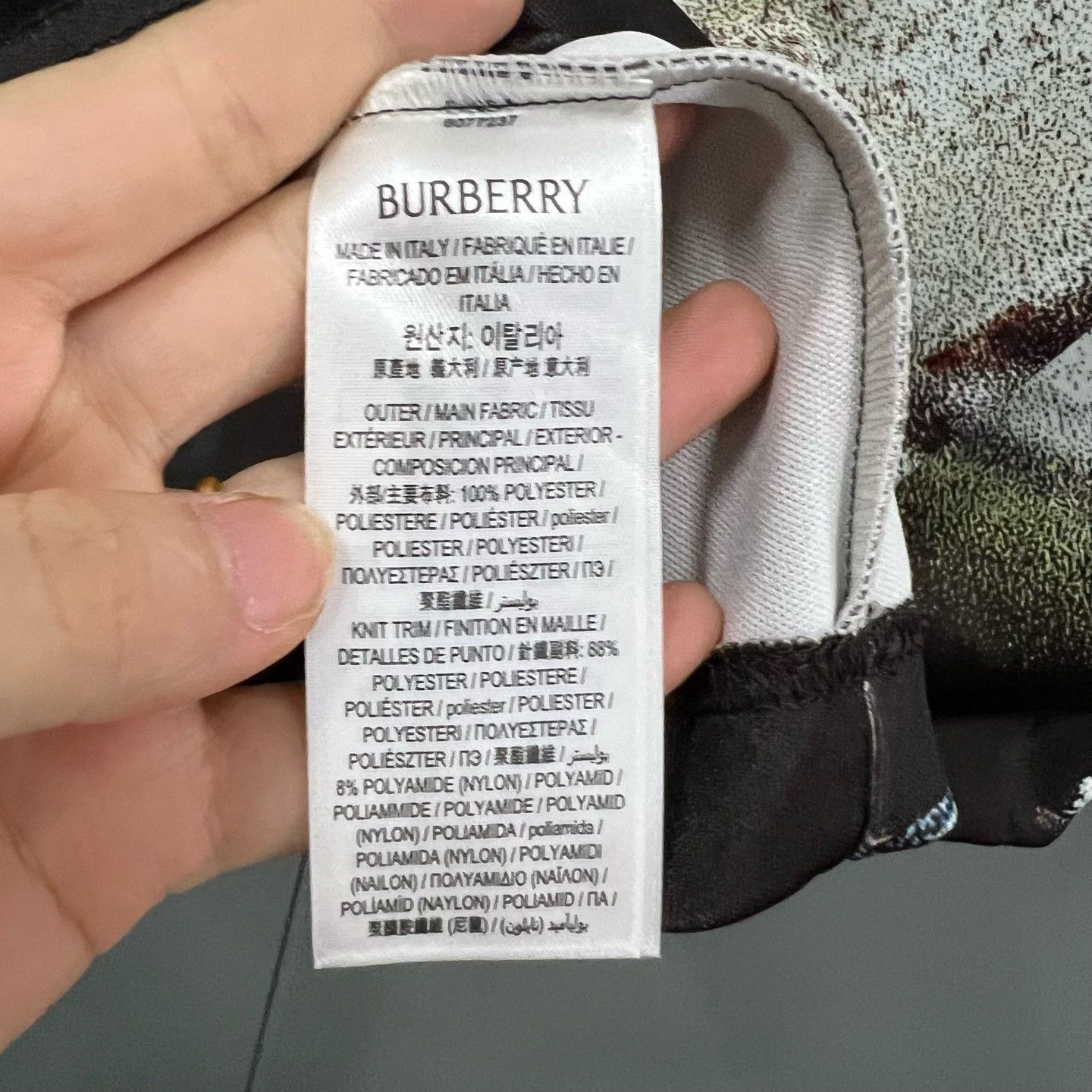 Burberry Burberry Swan Print Long Sleeve T-Shirt Size S Size US S / EU 44-46 / 1 - 4 Thumbnail