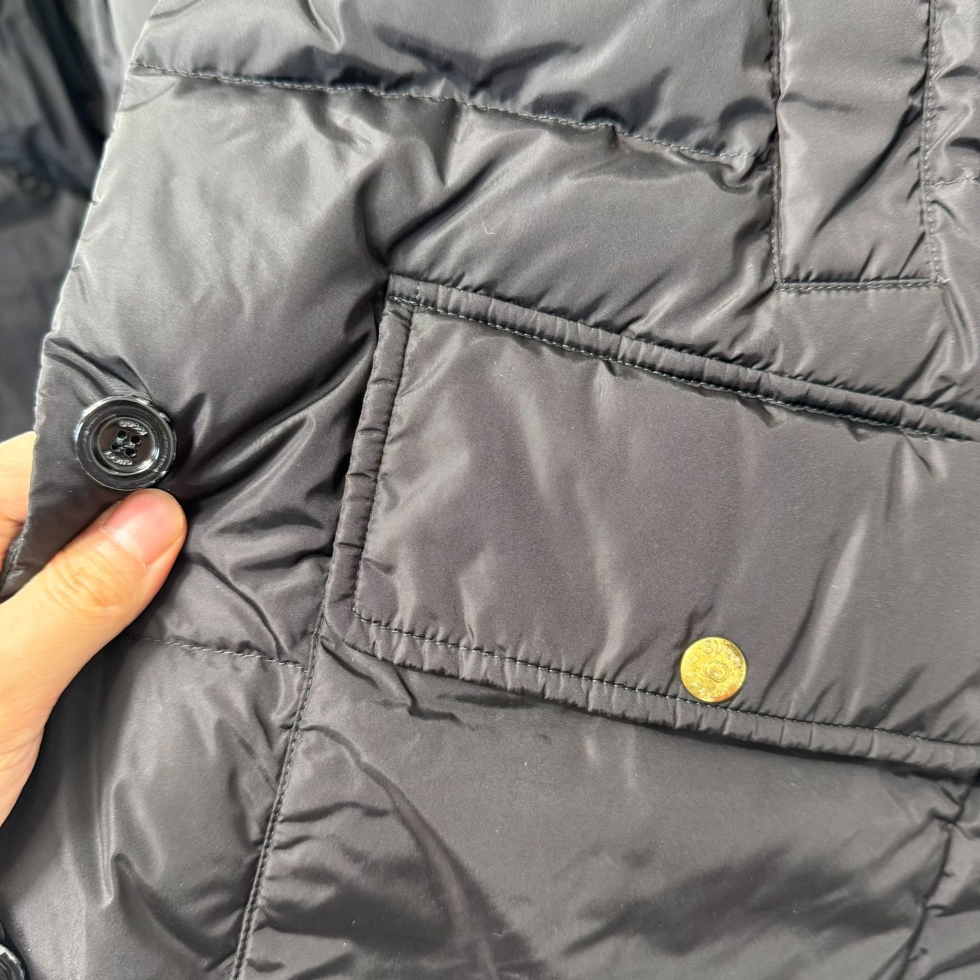 Gucci Gucci Side Logo Tape Puffer Coat Size 36 Size XS / US 0-2 / IT 36-38 - 9 Thumbnail
