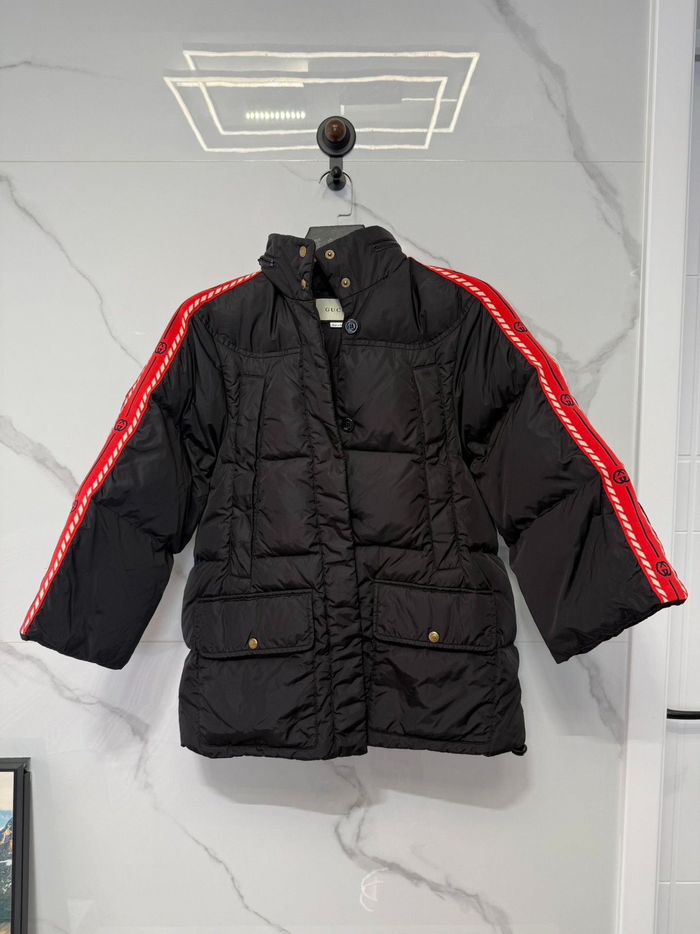 Gucci Gucci Side Logo Tape Puffer Coat Size 36 Size XS / US 0-2 / IT 36-38 - 2 Thumbnail