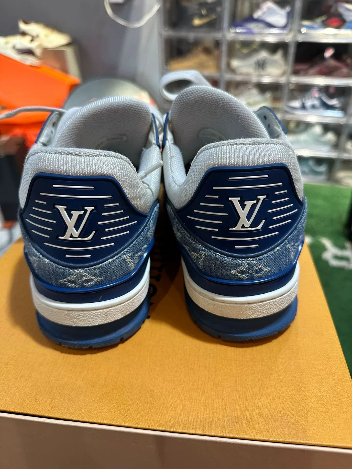 Louis Vuitton Louis Vuitton Denim Monogram Trainer Sneakers Size 10.5 Size US 10.5 / EU 43-44 - 5 Thumbnail