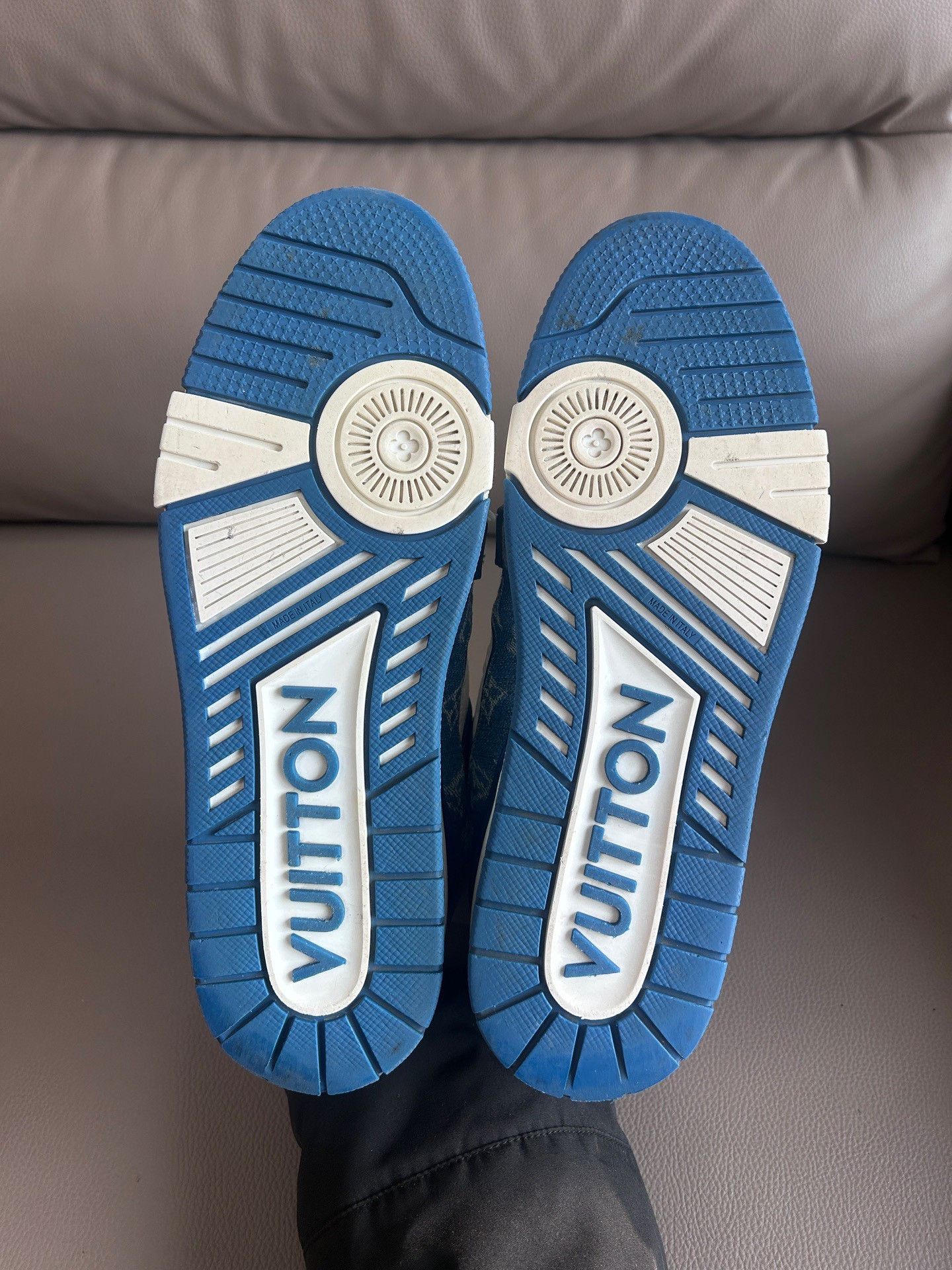 Louis Vuitton Louis Vuitton Trainer Denim Sneakers Size 9.5 Size US 10.5 / EU 43-44 - 5 Thumbnail