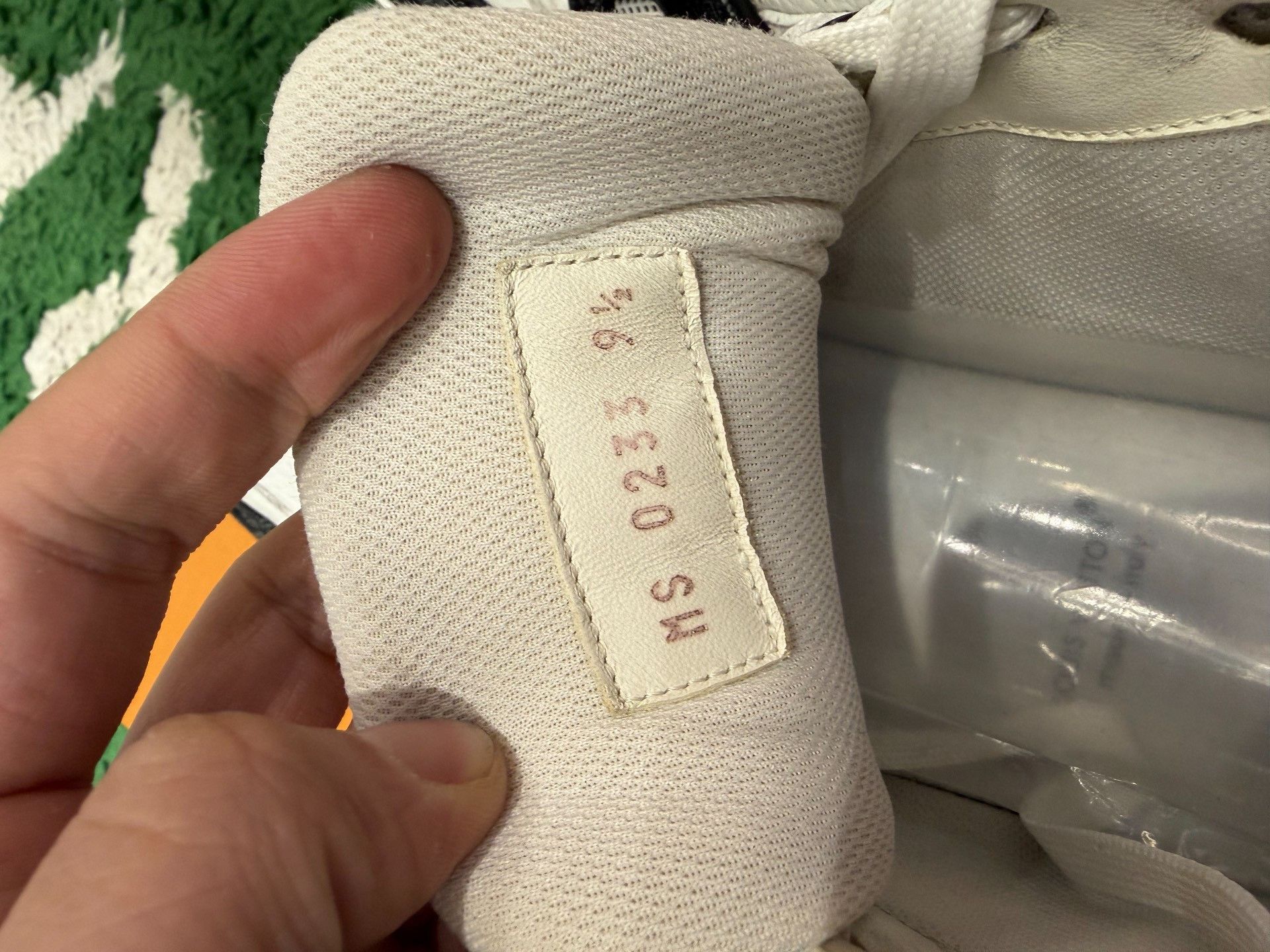 Louis Vuitton Louis Vuitton Trainer Low-Top Sneakers Size 10.5 Size US 10.5 / EU 43-44 - 8 Thumbnail