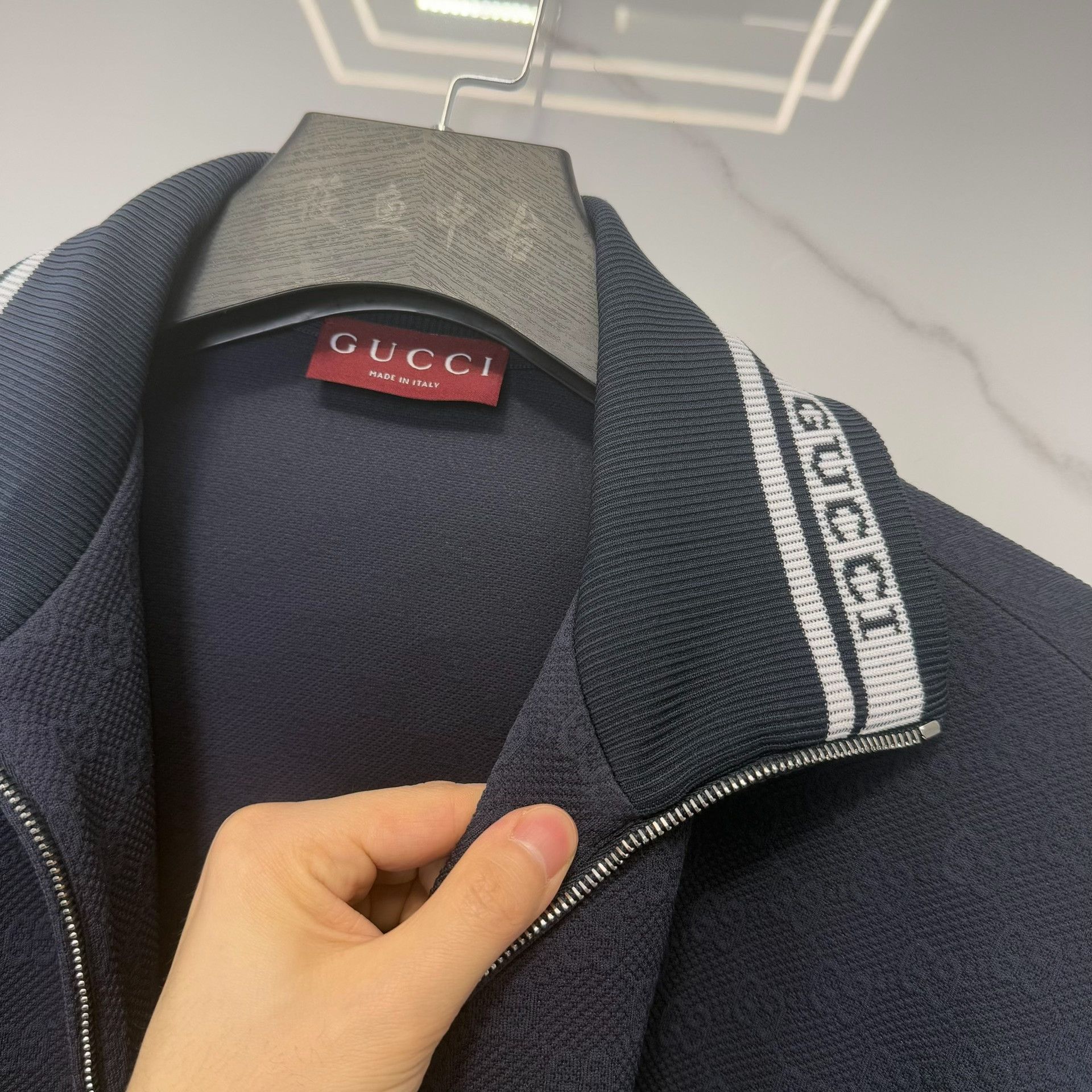 Gucci Gucci GG Monogram Zip Jacket Size XL Size US XL / EU 56 / 4 - 5 Thumbnail